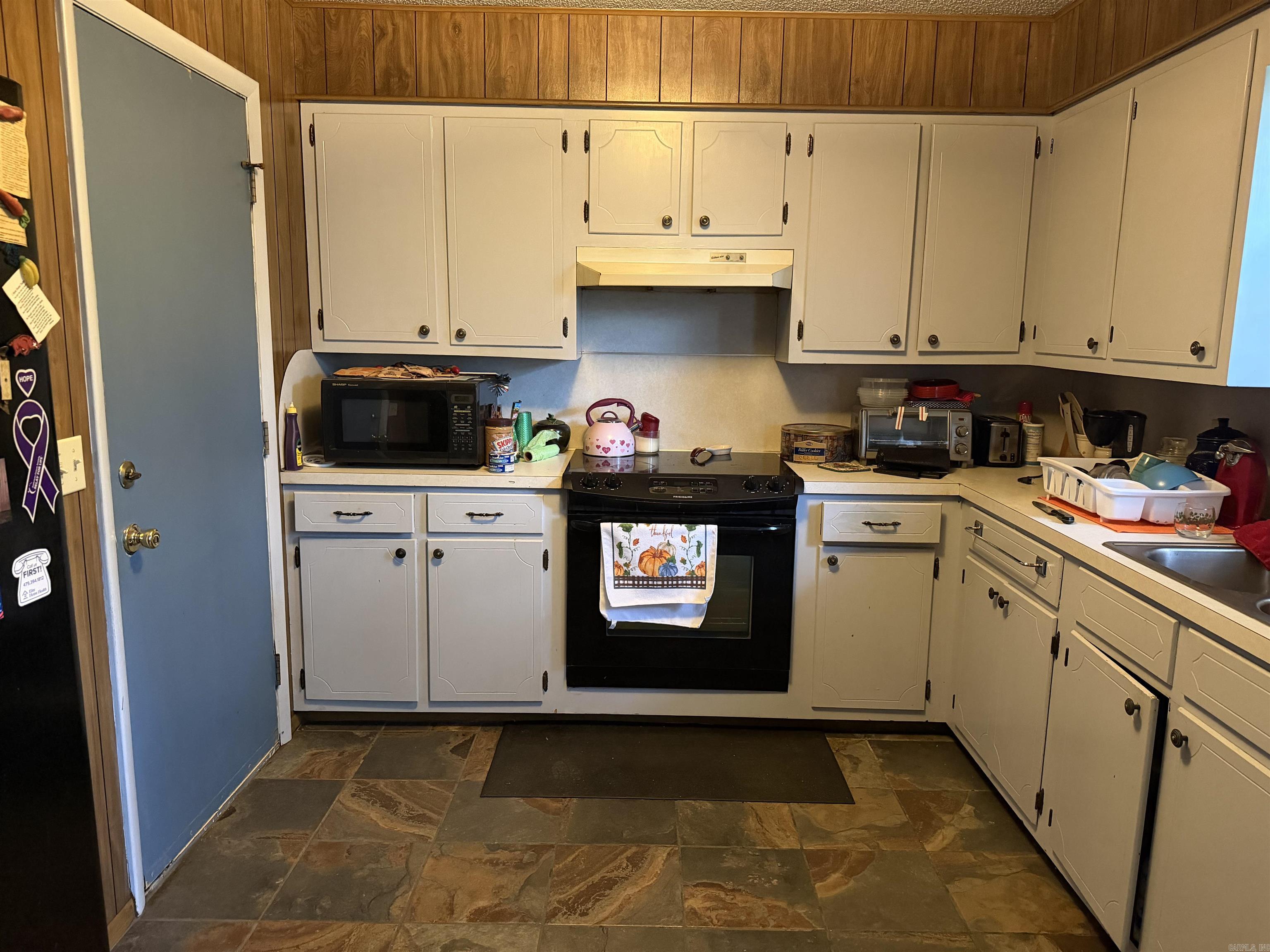 506 S Eve Property Photo 10
