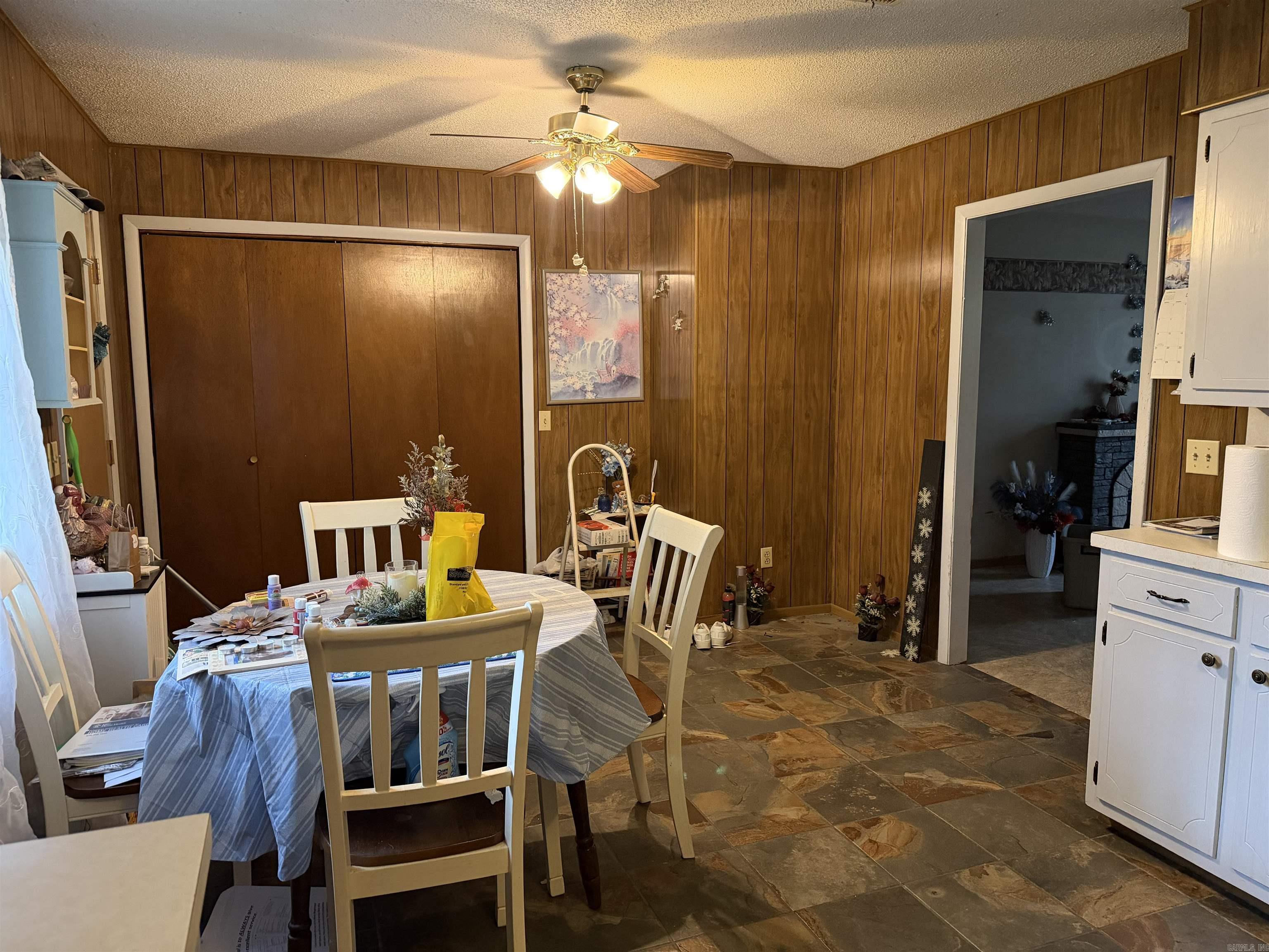 506 S Eve Property Photo 14