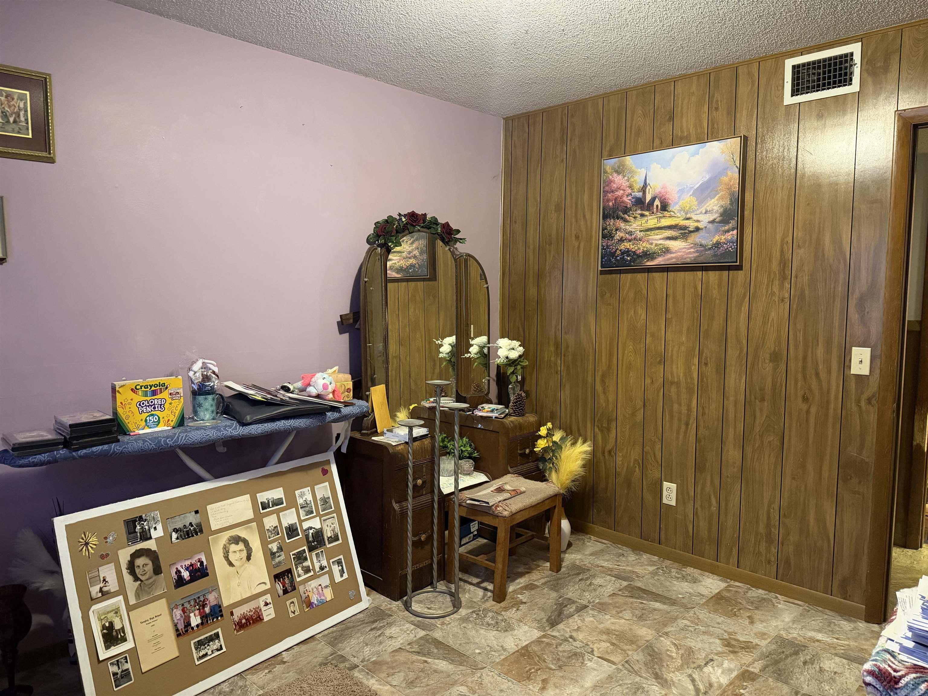 506 S Eve Property Photo 21