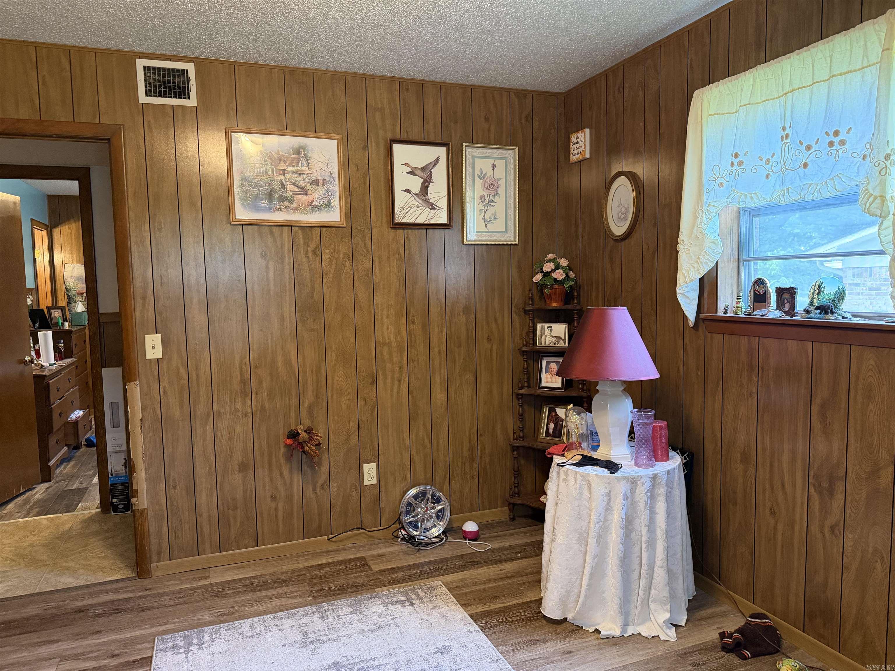 506 S Eve Property Photo 27