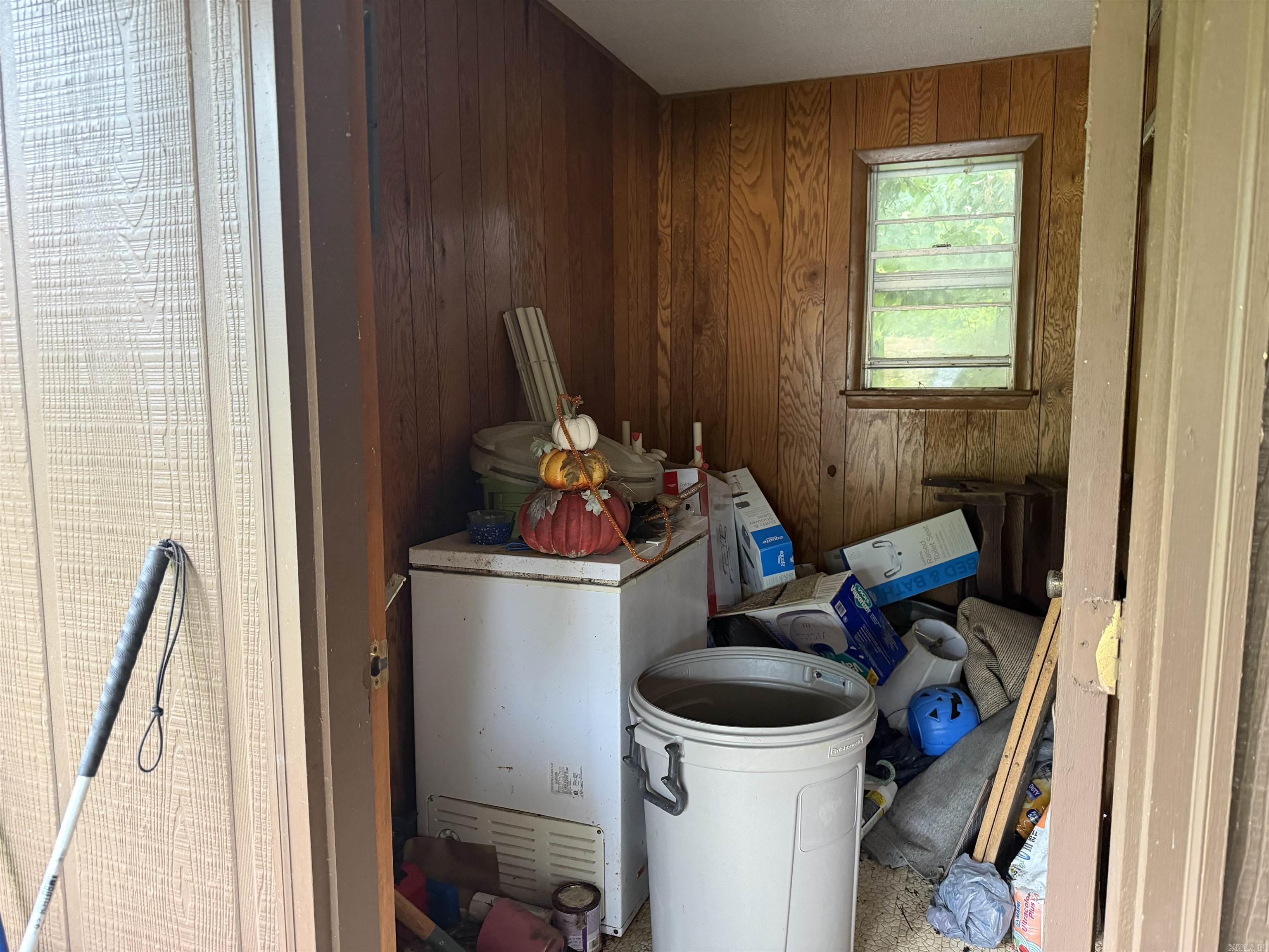 506 S Eve Property Photo 32