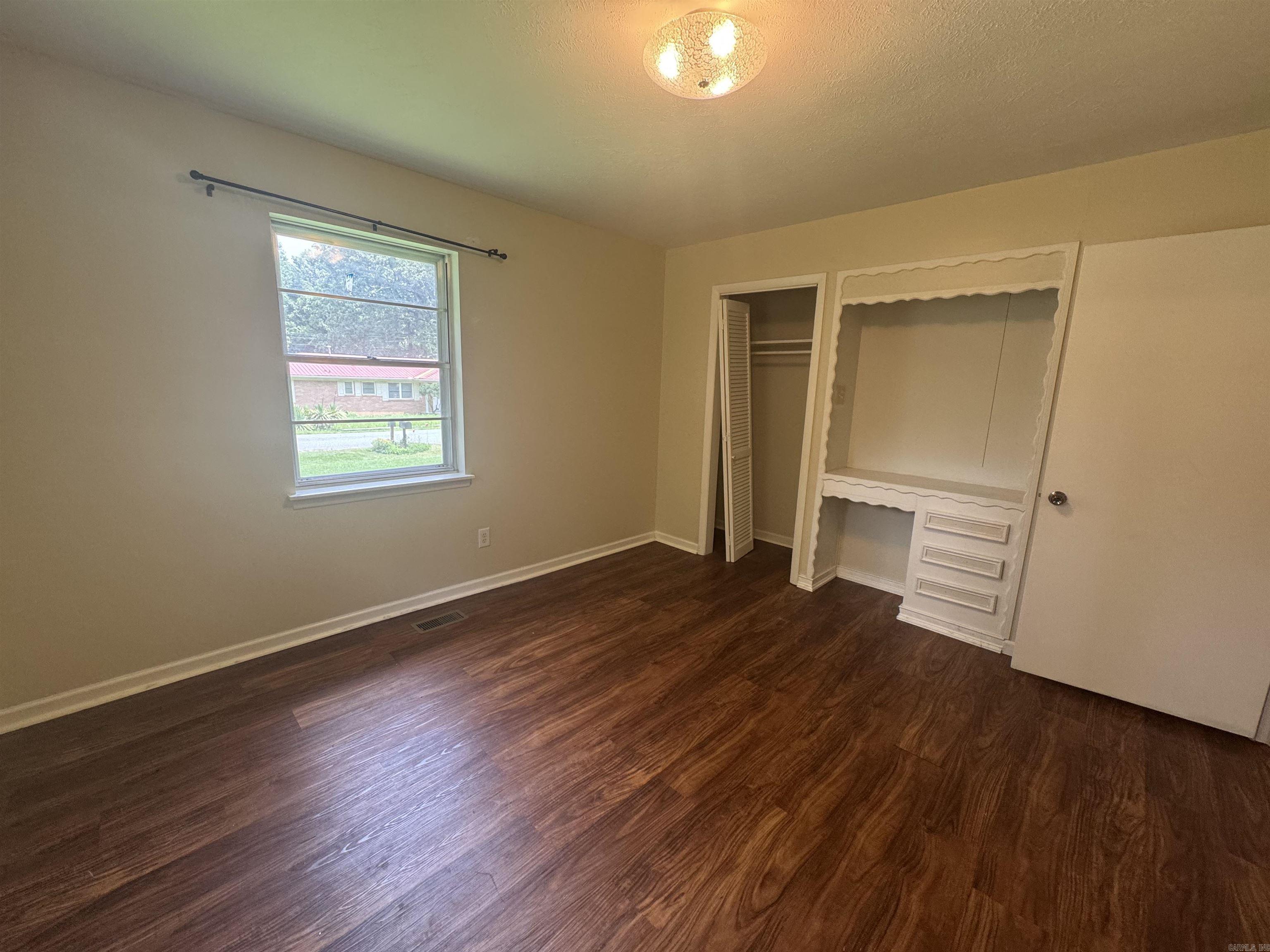 30 Sheila Drive Property Photo 8
