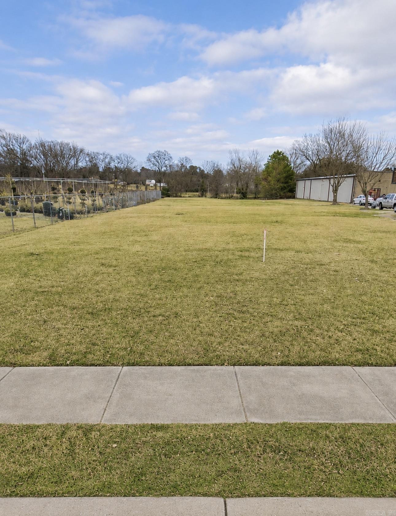820 Hogan Lane