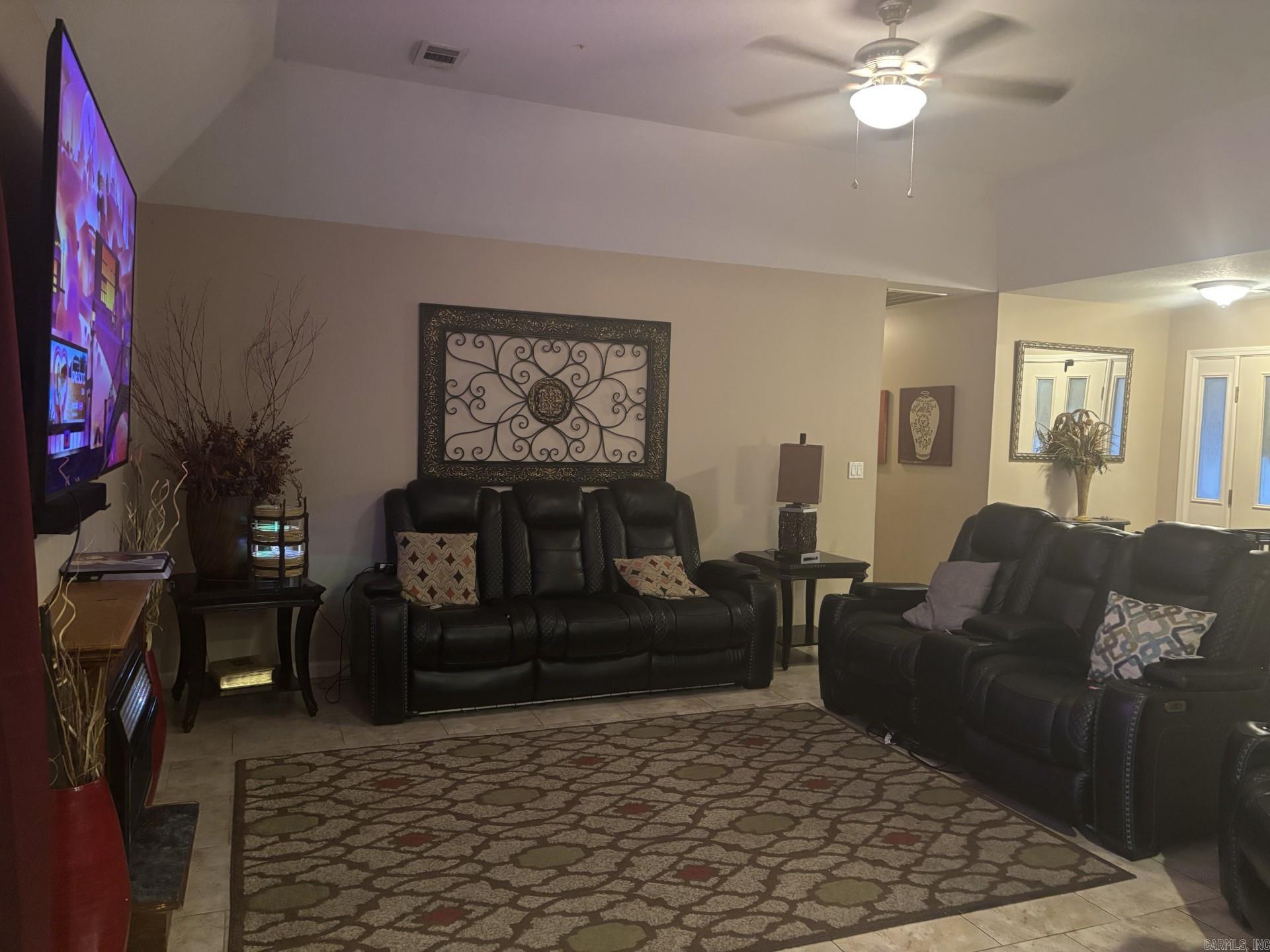 3305 Lonoke Cove Property Photo 6