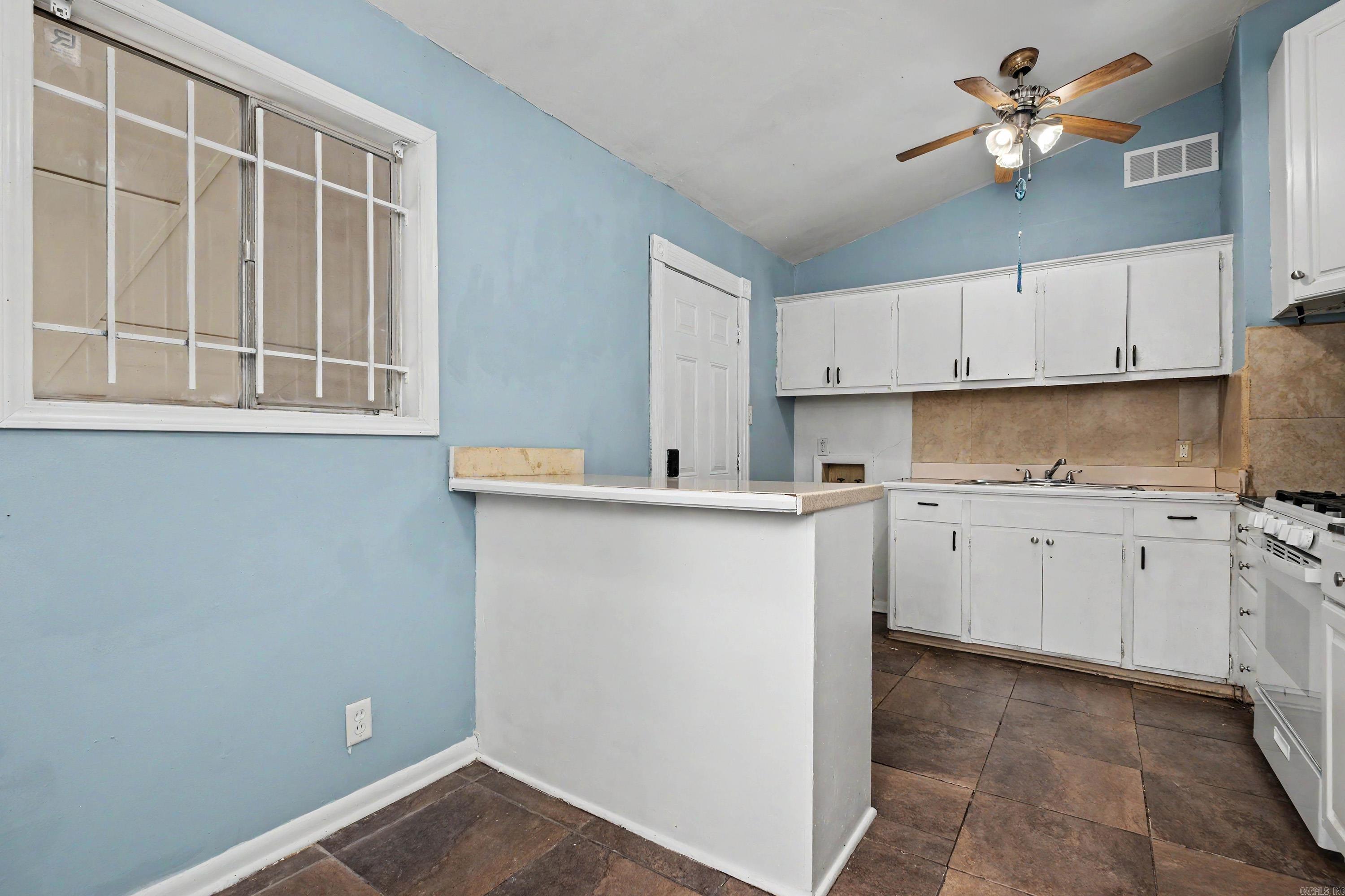 1866 Dennison St Property Photo 7