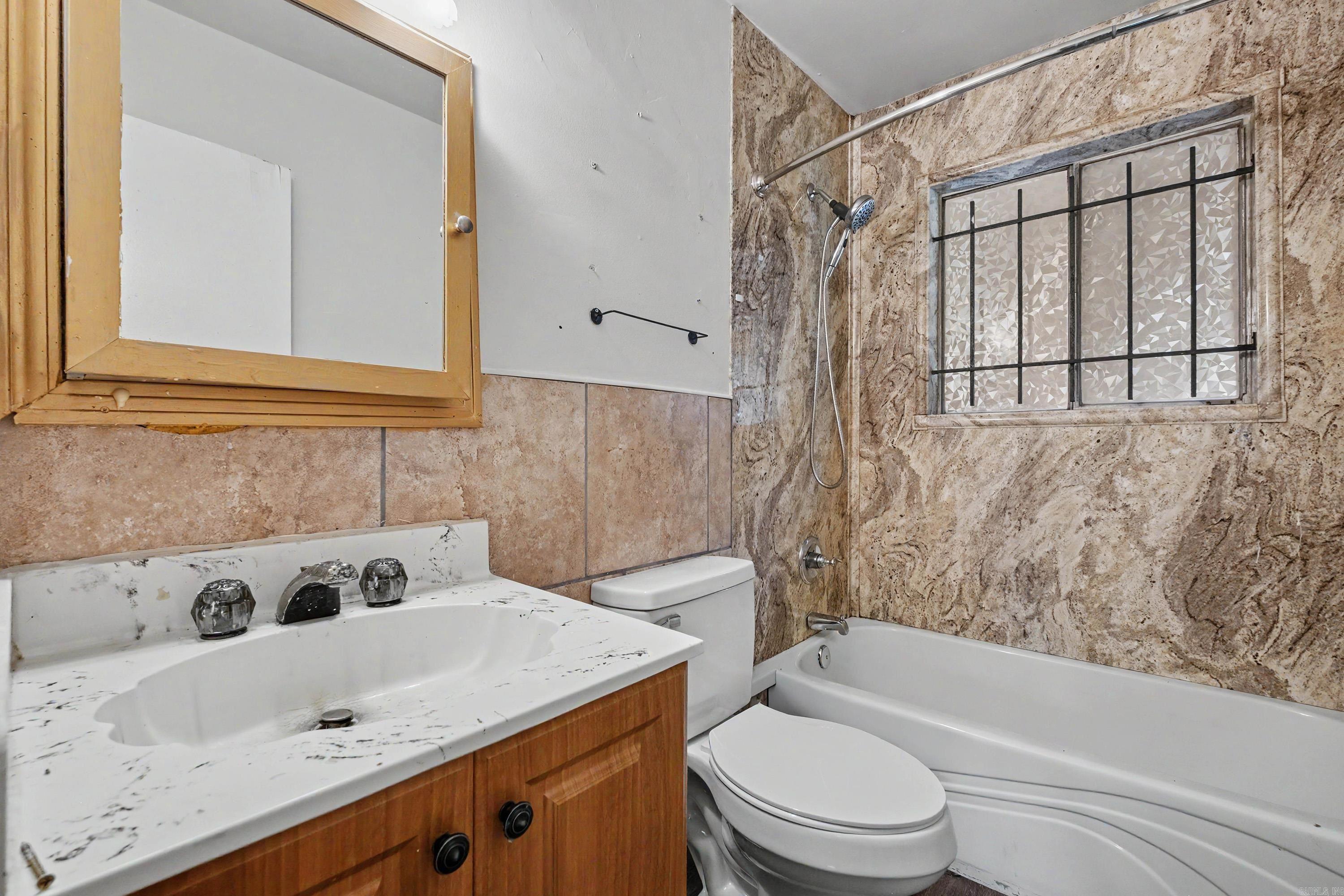 1866 Dennison St Property Photo 23