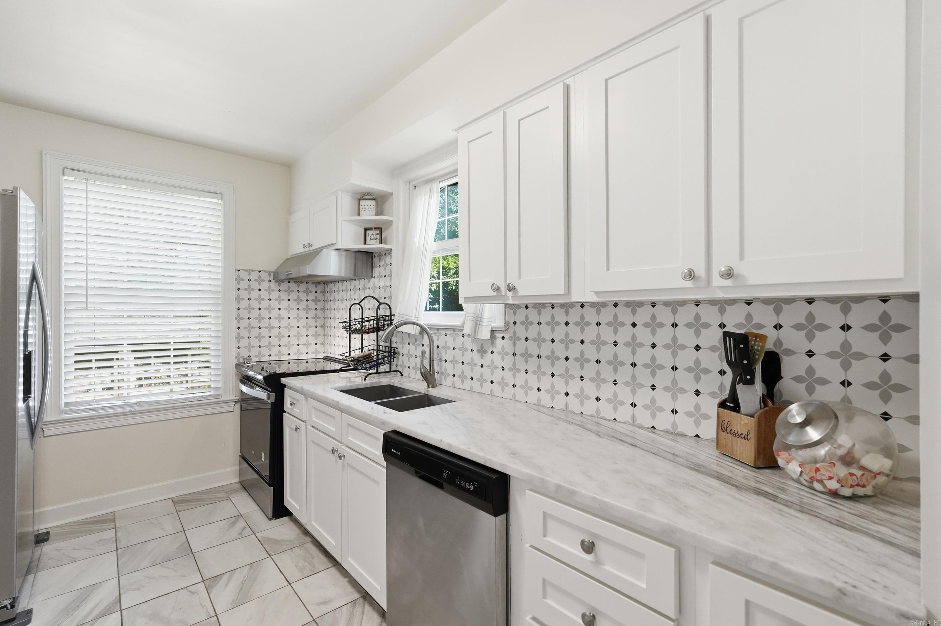 6109 Cantrell Property Photo 30