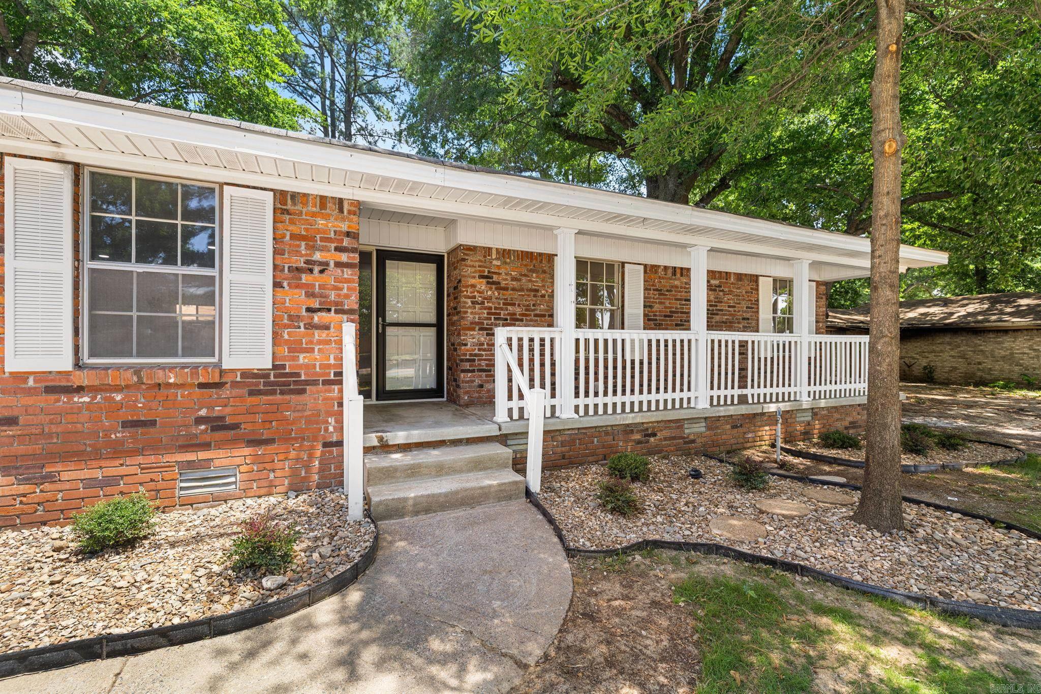 1008 N Jp Wright Loop Road Property Photo 5