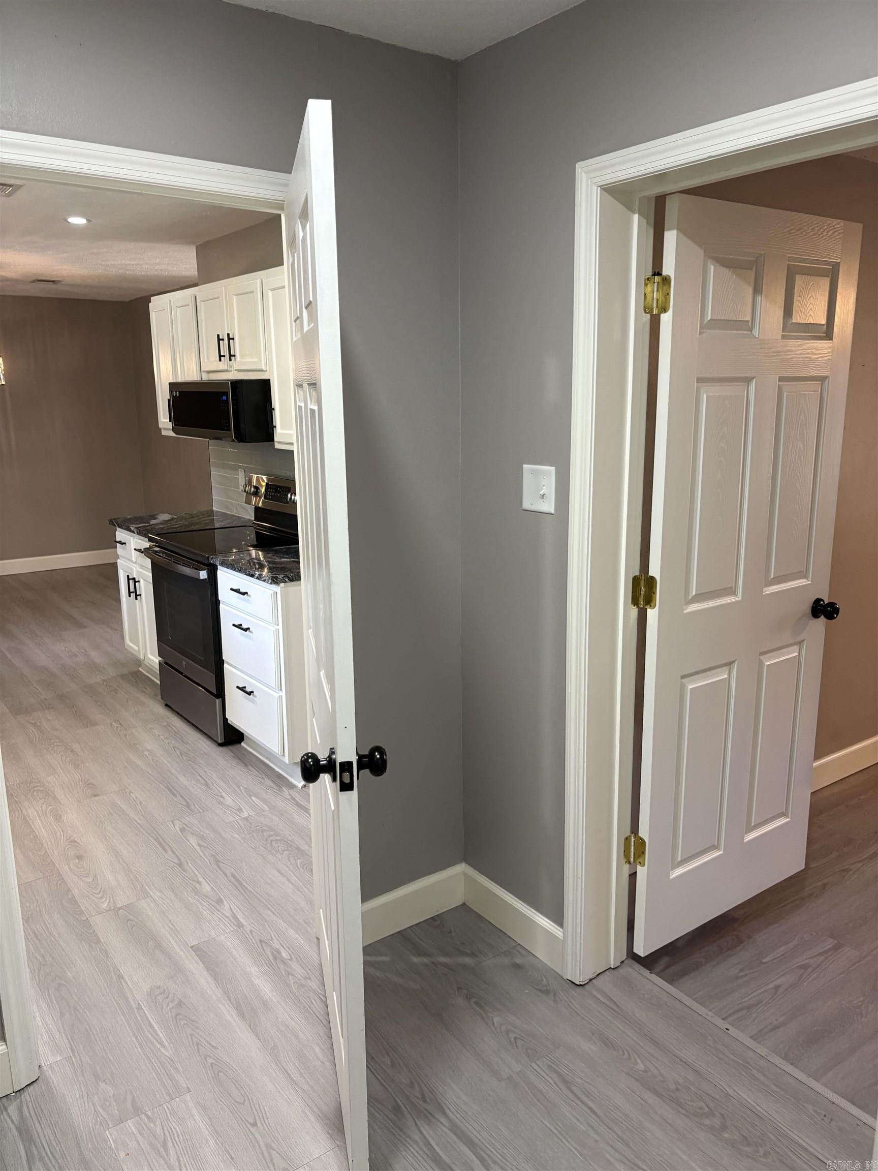 20 Stacey Street Property Photo 11