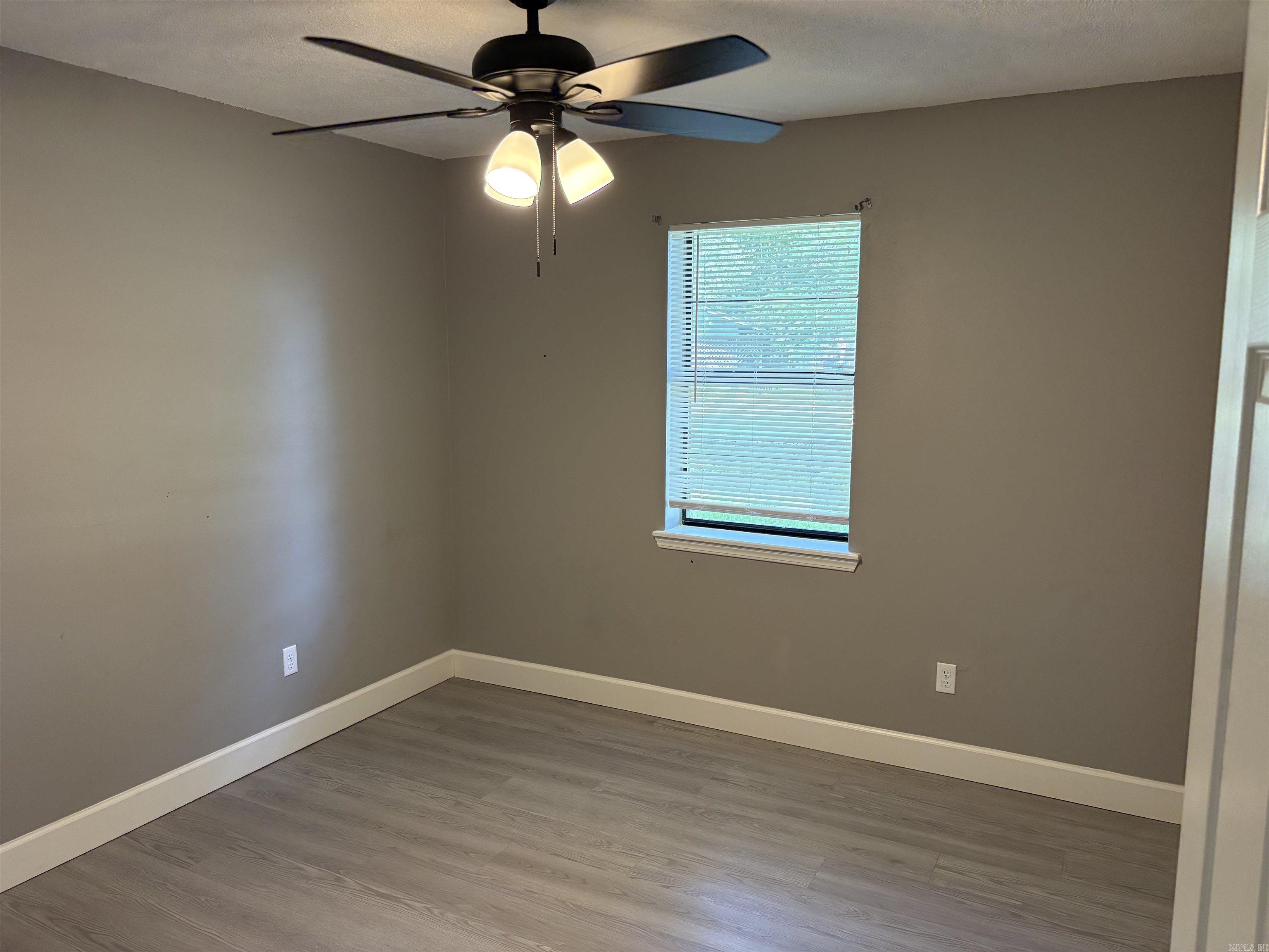 20 Stacey Street Property Photo 18