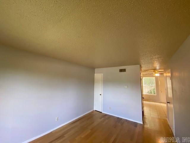 112 Rim Rock Place Property Photo 3