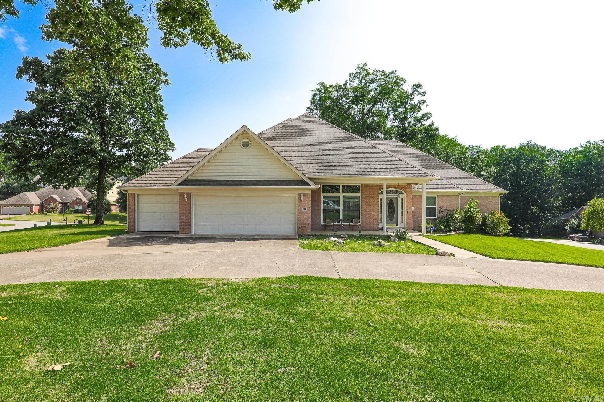 827 Miller Loop Property Photo 1