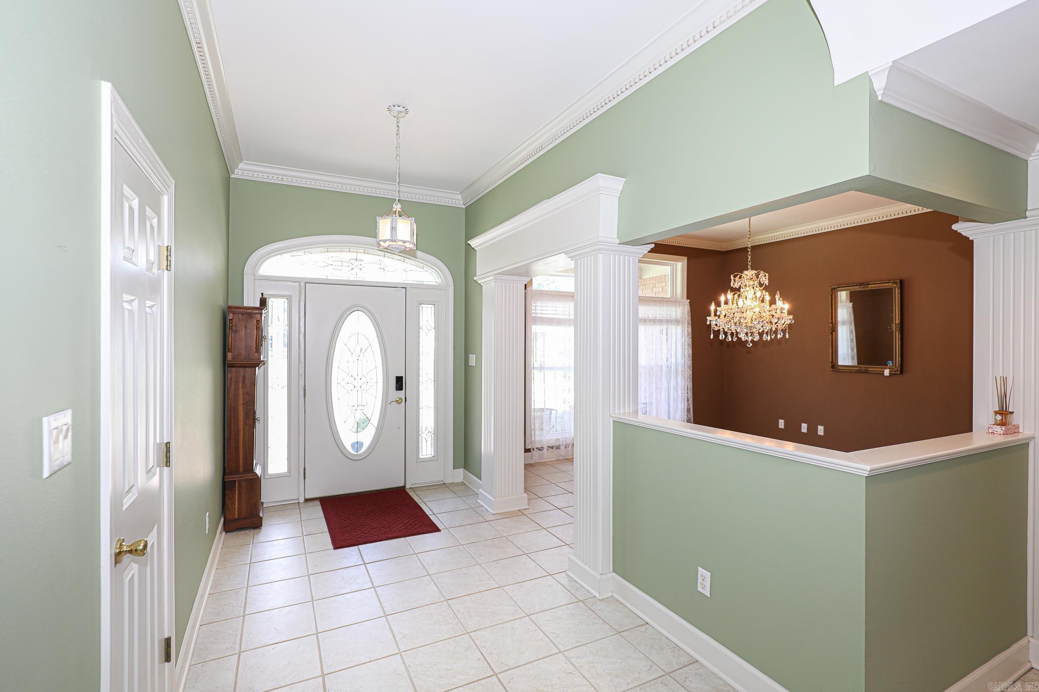 827 Miller Loop Property Photo 7