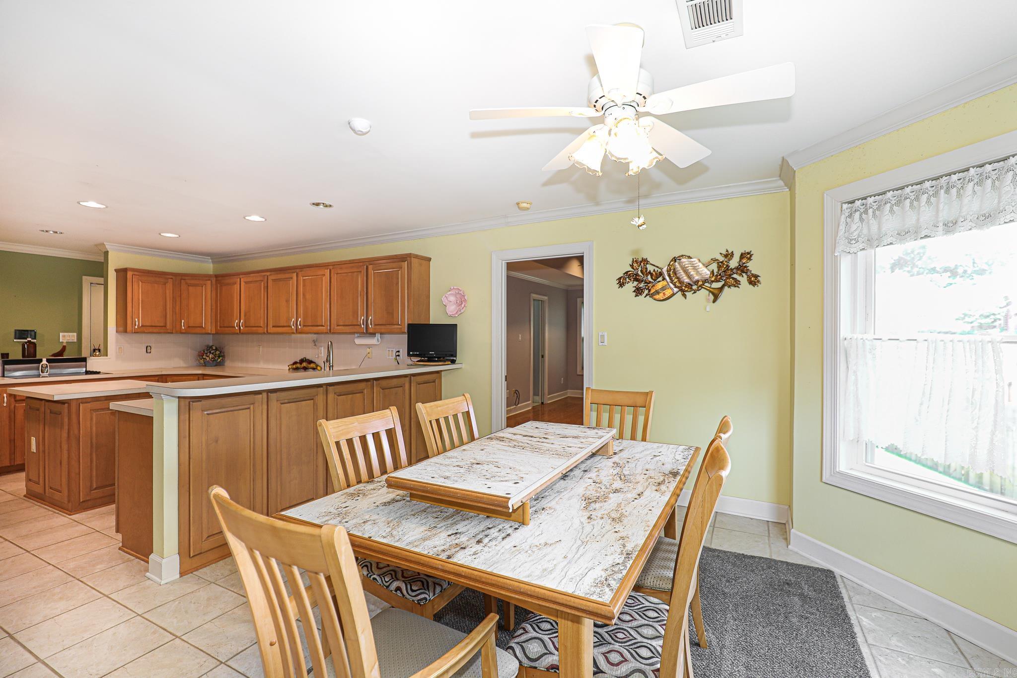827 Miller Loop Property Photo 17
