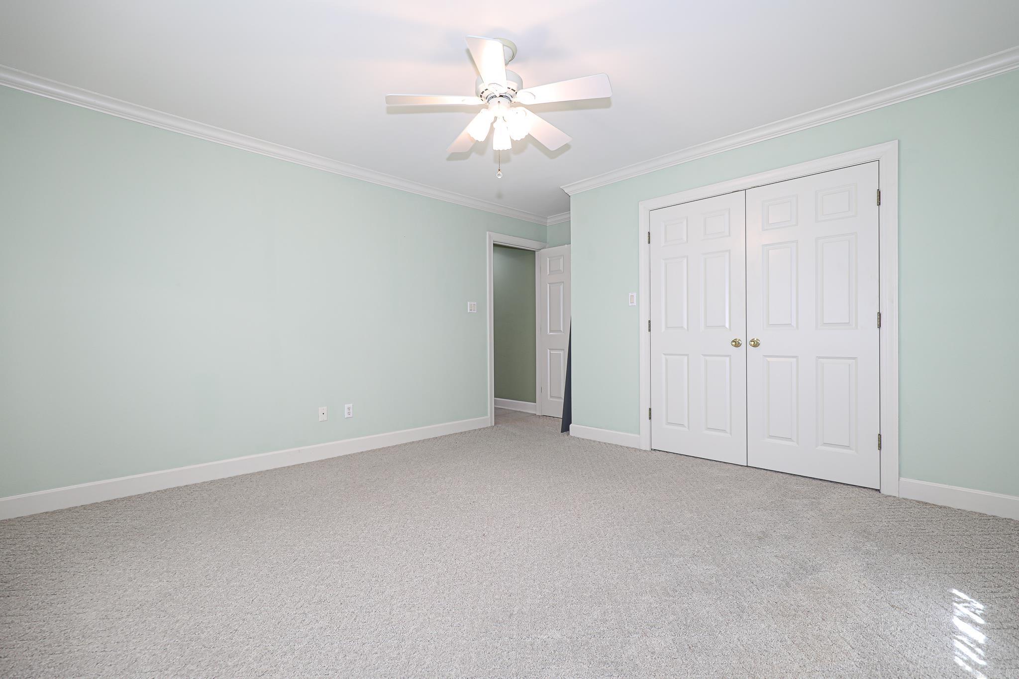 827 Miller Loop Property Photo 30