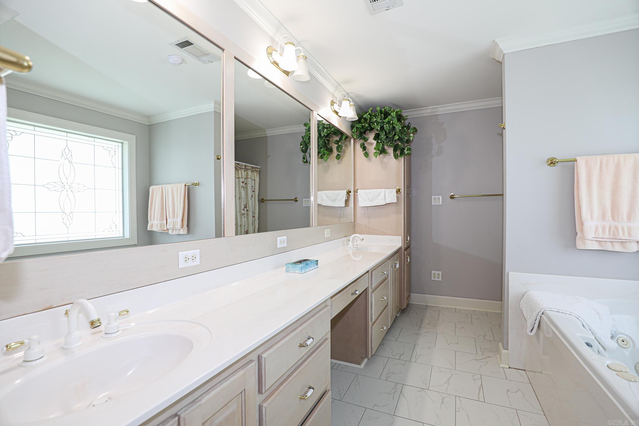 827 Miller Loop Property Photo 41