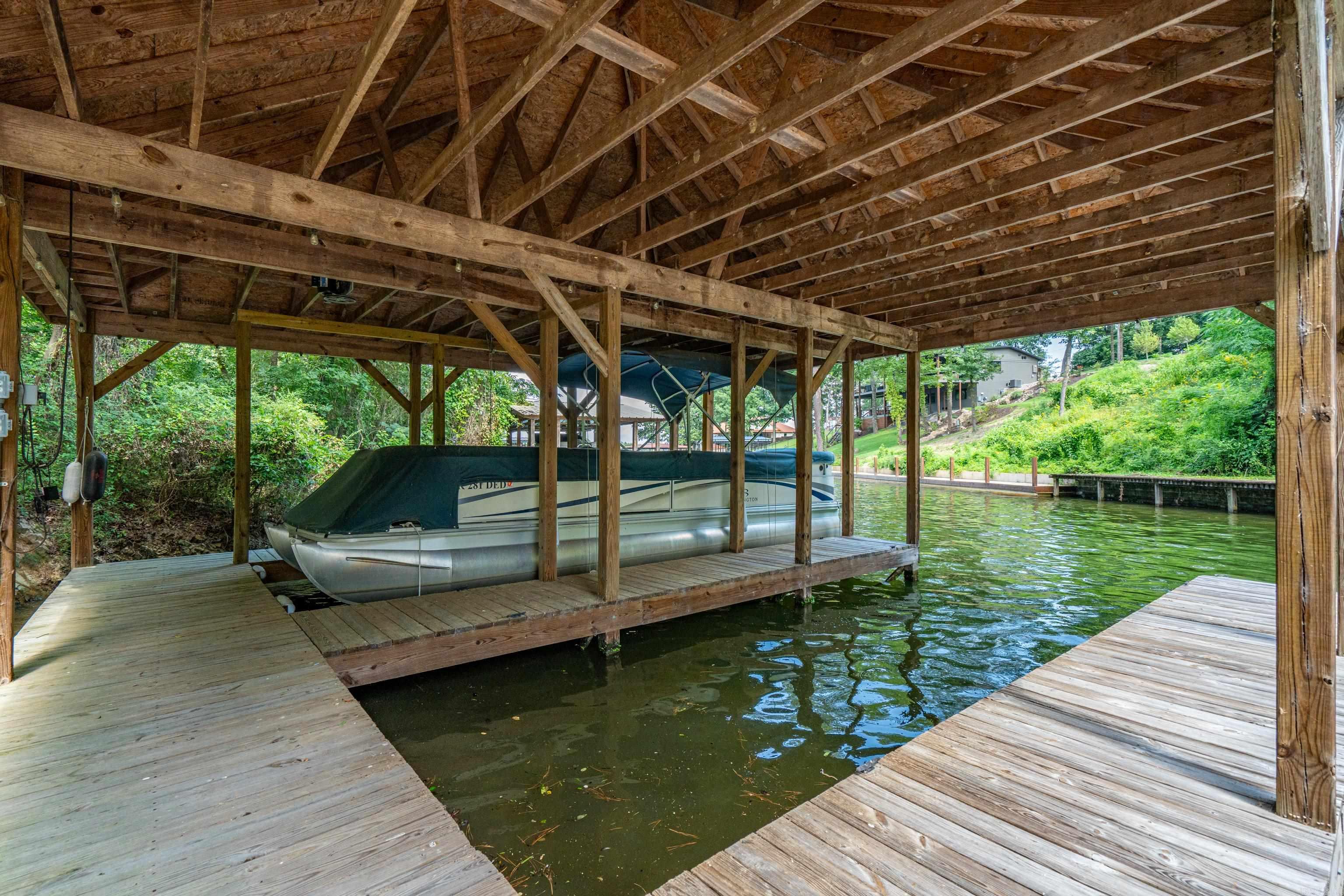 550 Long Island Drive Property Photo 45