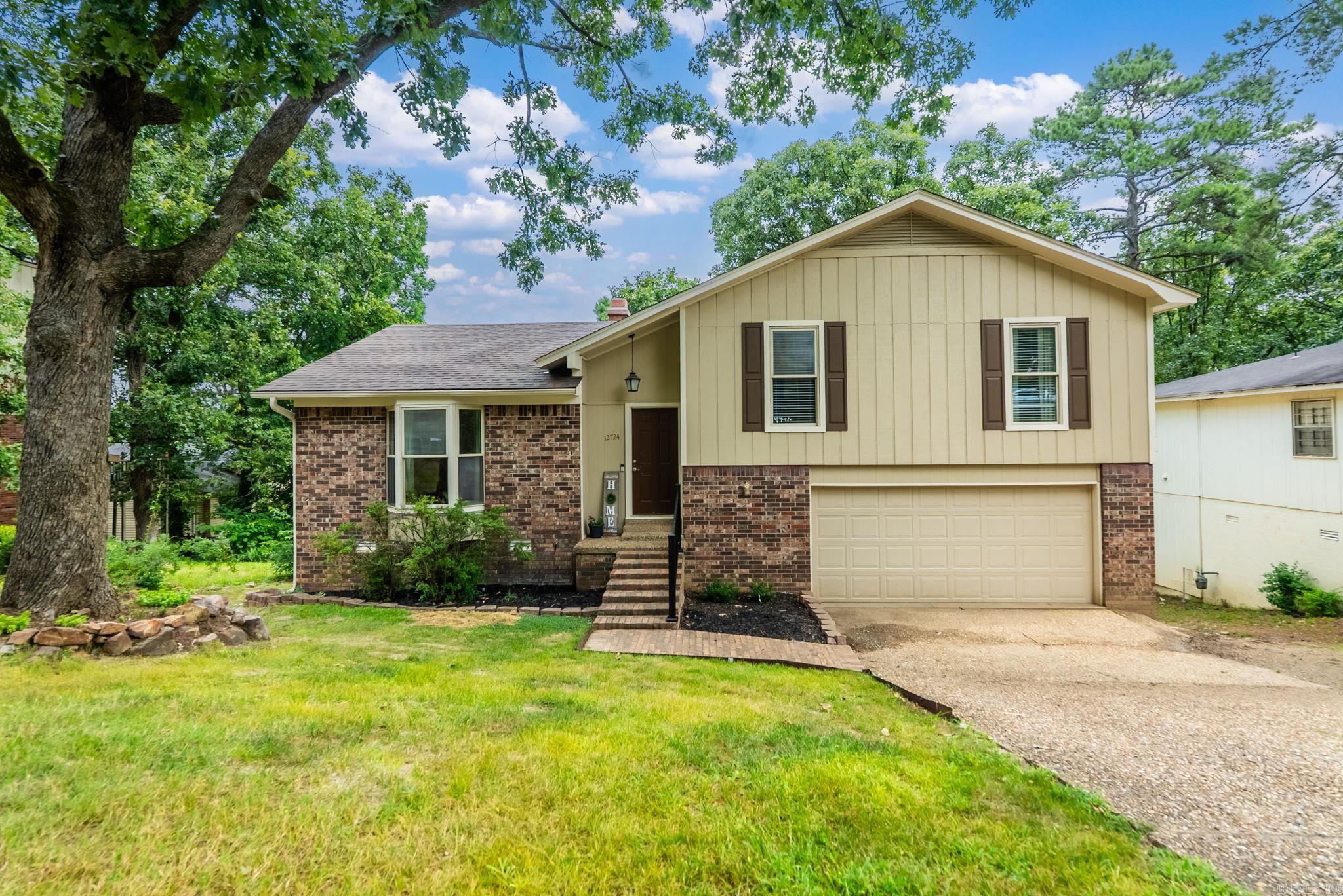 12724 Pleasant View Drive Property Photo 1