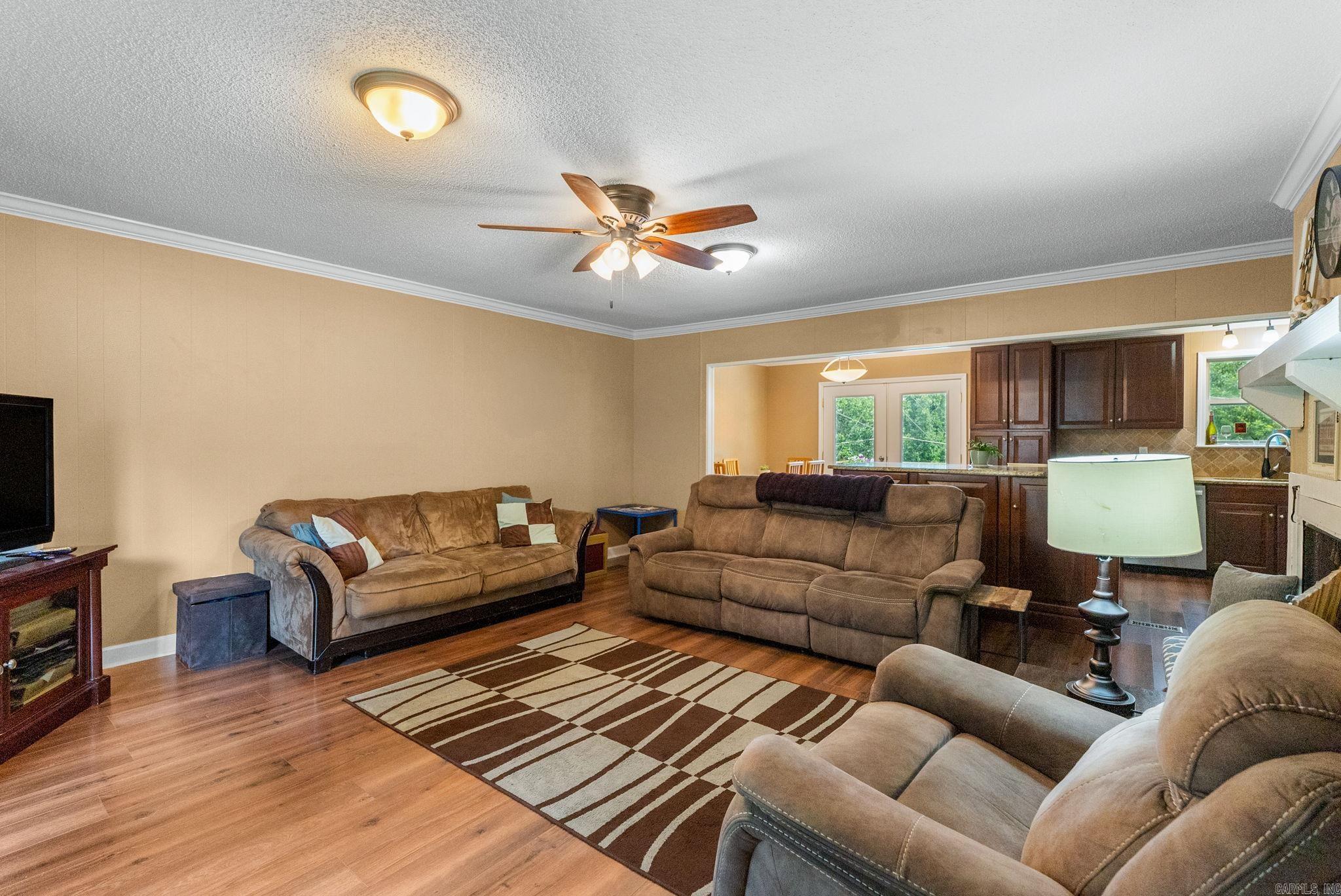 12724 Pleasant View Drive Property Photo 6