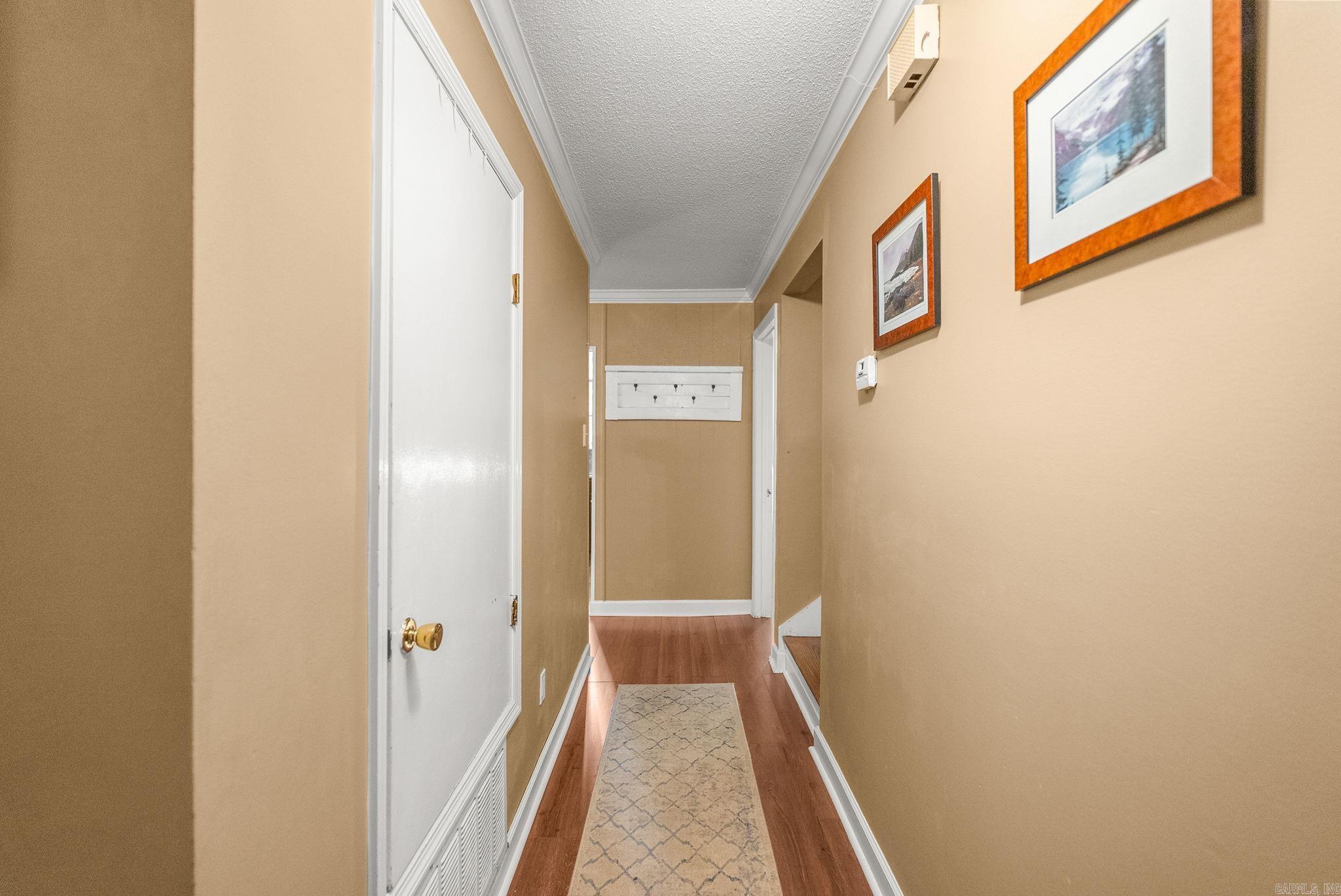 12724 Pleasant View Drive Property Photo 9