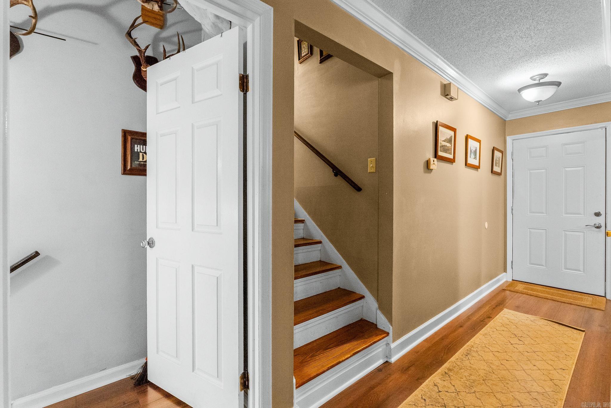 12724 Pleasant View Drive Property Photo 15