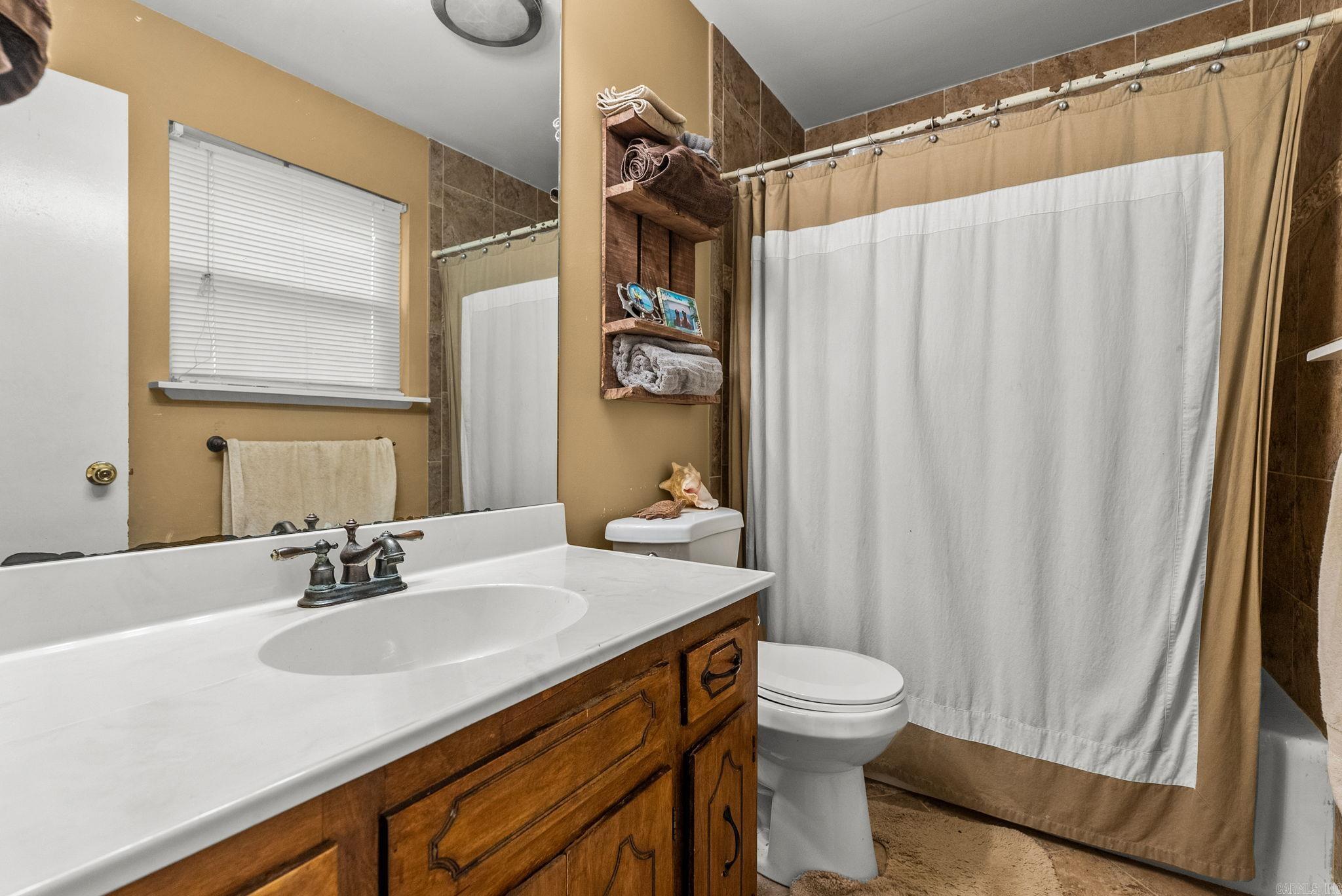 12724 Pleasant View Drive Property Photo 18
