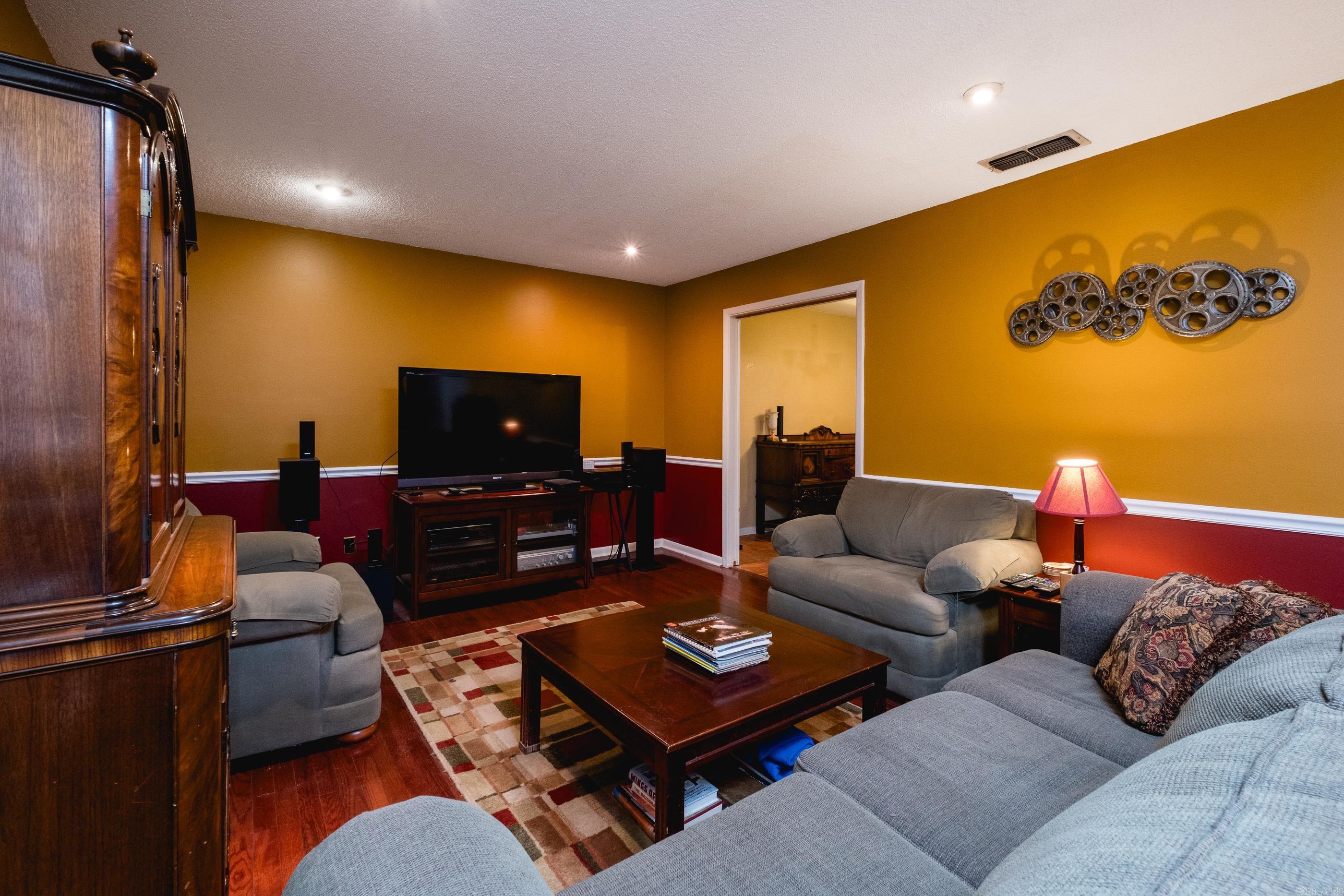 2421 Gunpowder Road Property Photo 13