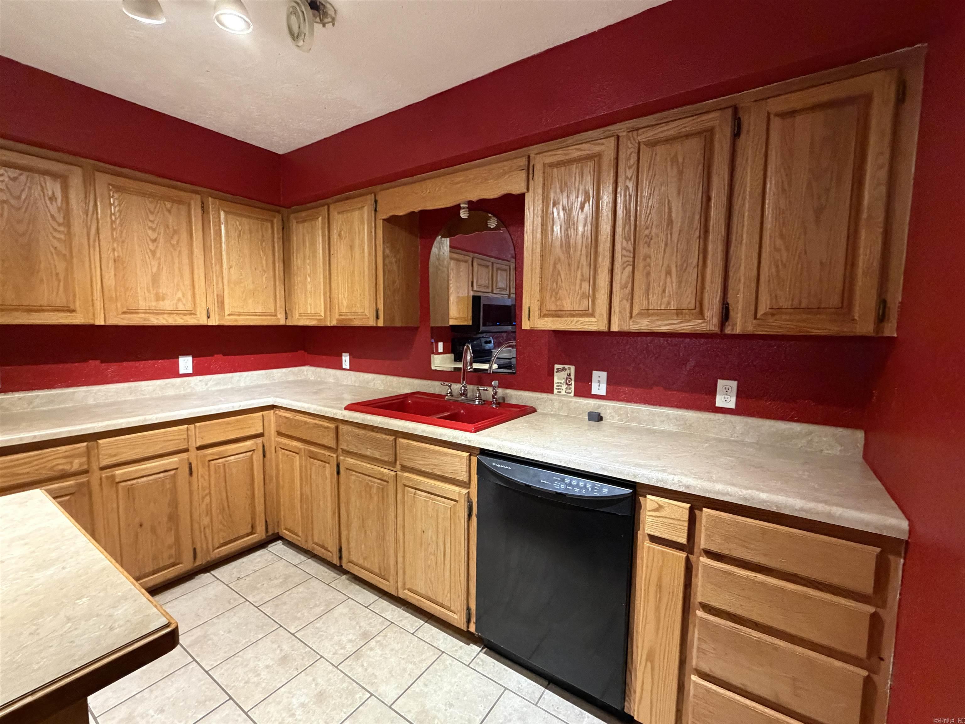 455 Mc 7013 Property Photo 4