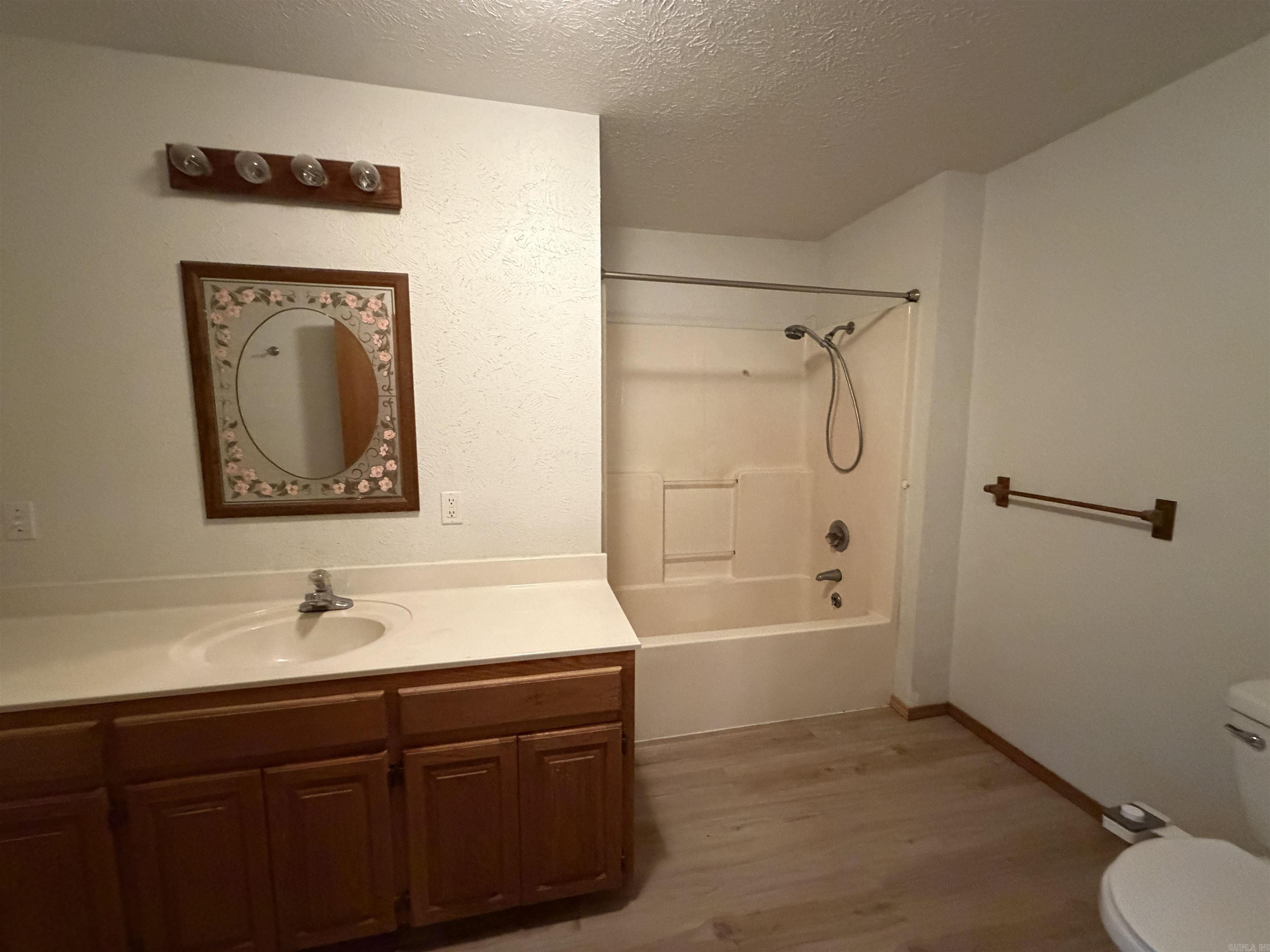 455 Mc 7013 Property Photo 16
