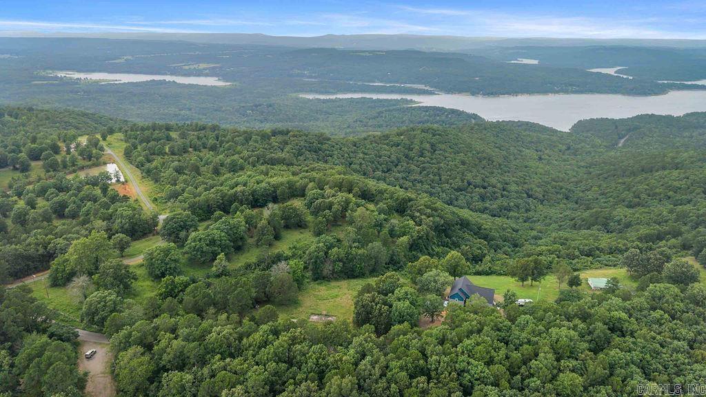 000 E Mountain Road Property Photo 2