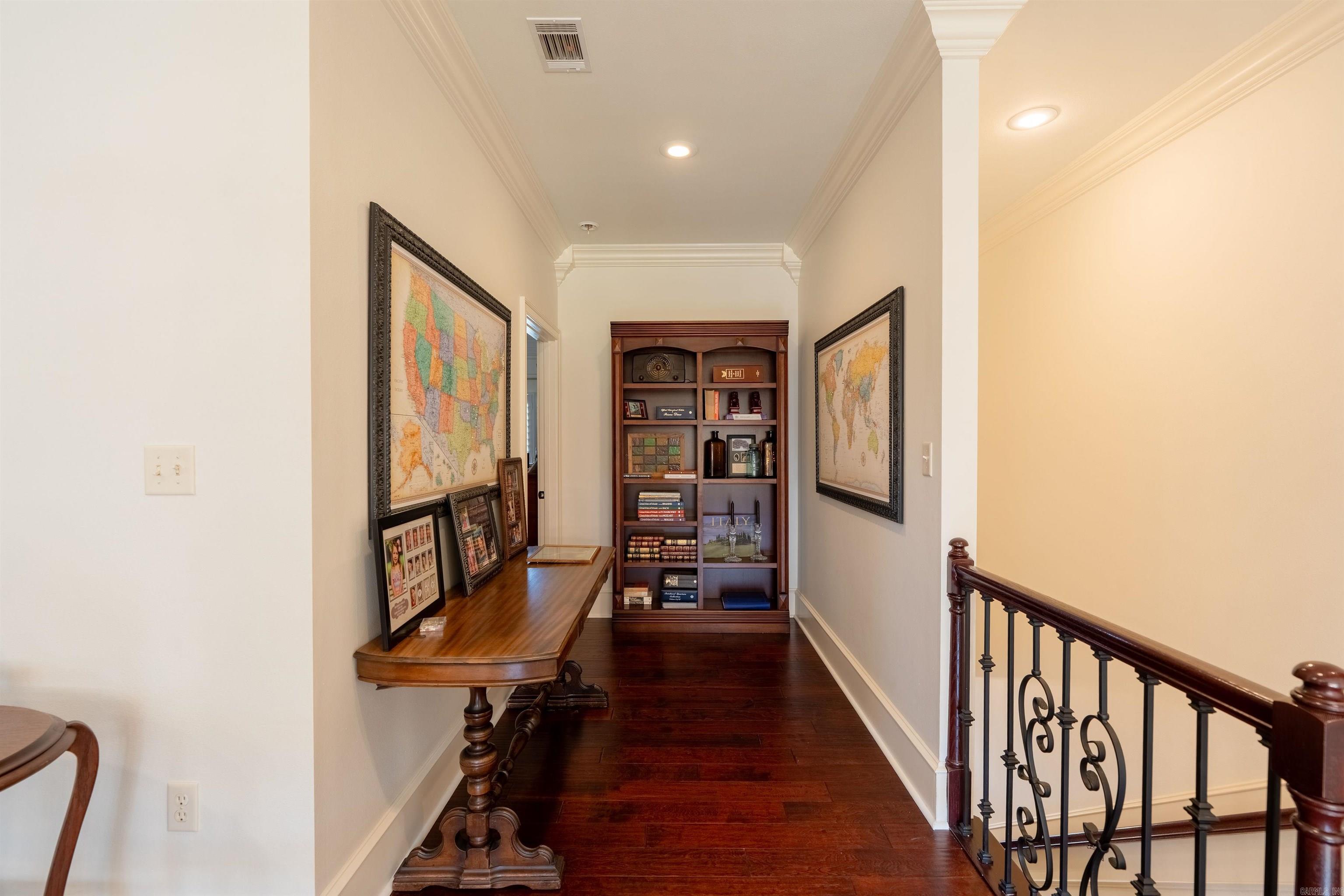 665 Huntington Lane Property Photo 30