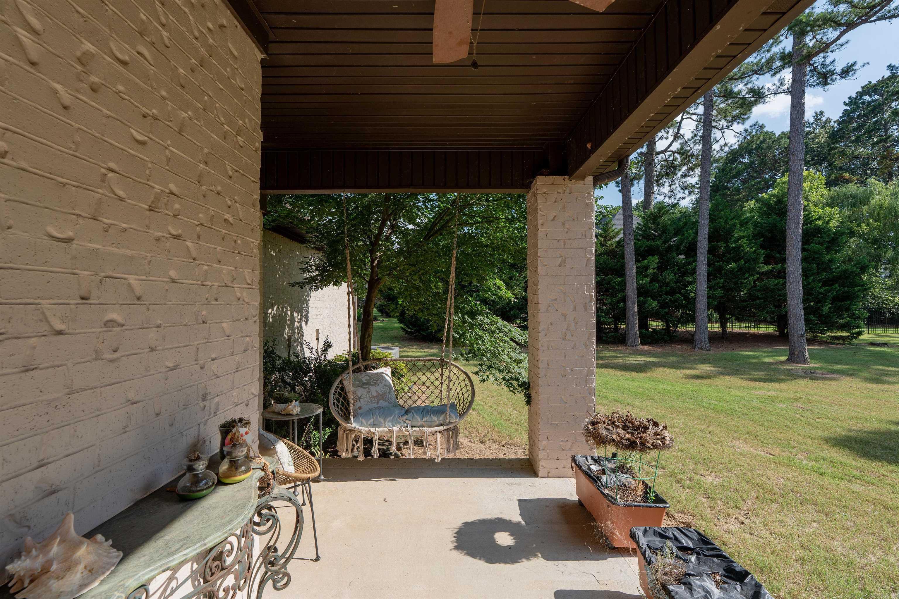 665 Huntington Lane Property Photo 37