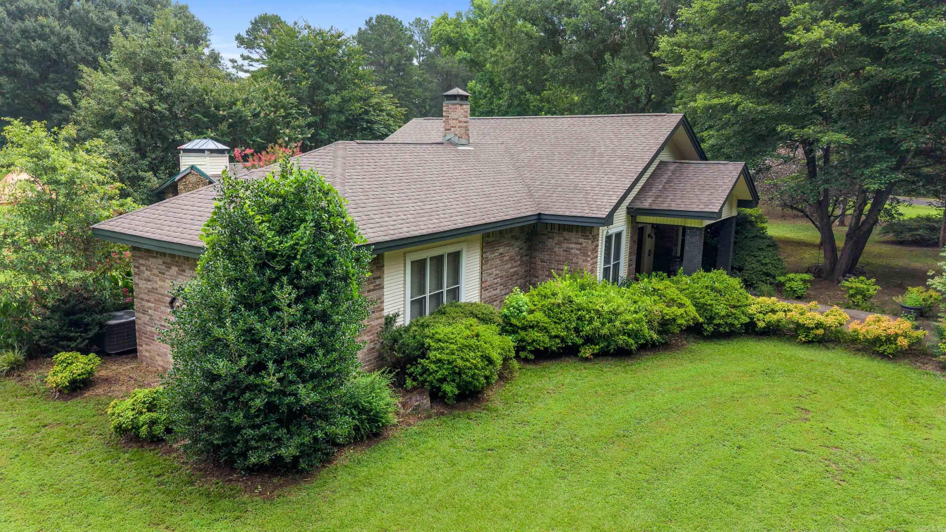 2312 Riverbend Rd. Property Photo 2