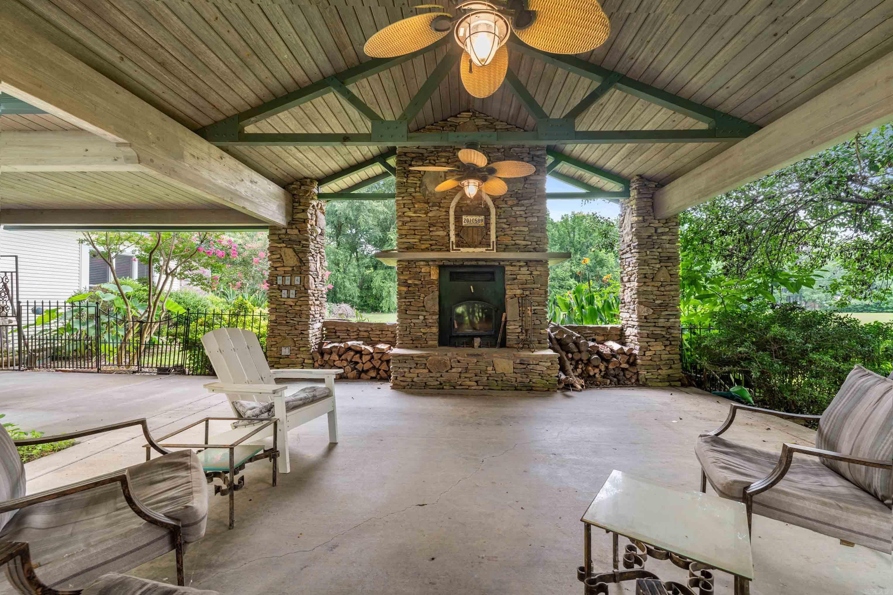 2312 Riverbend Rd. Property Photo 30