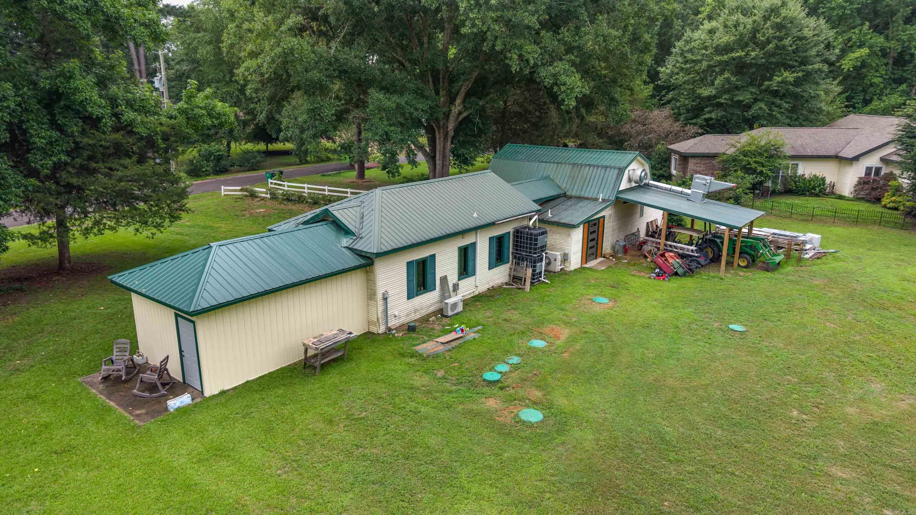 2312 Riverbend Rd. Property Photo 38