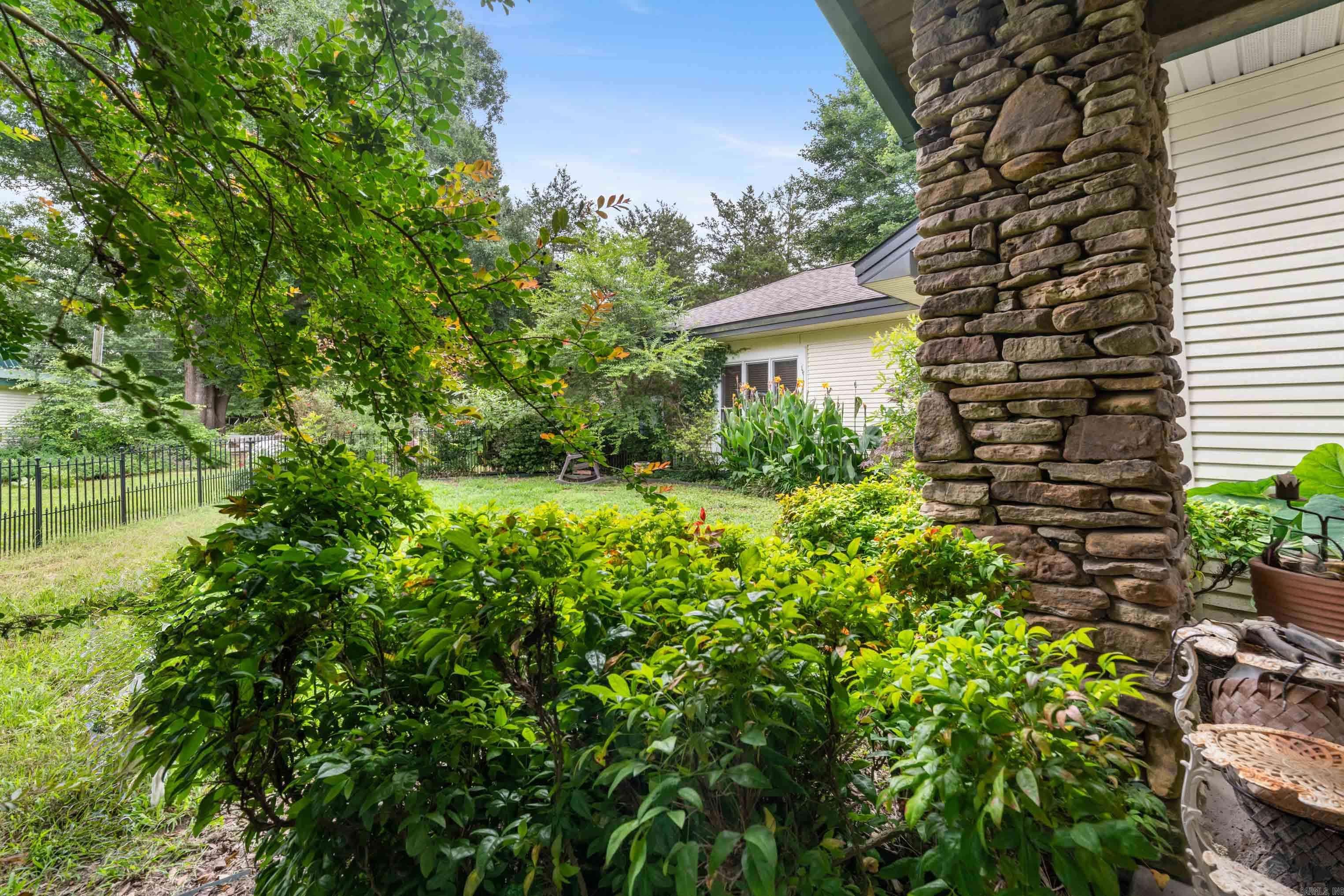 2312 Riverbend Rd. Property Photo 45