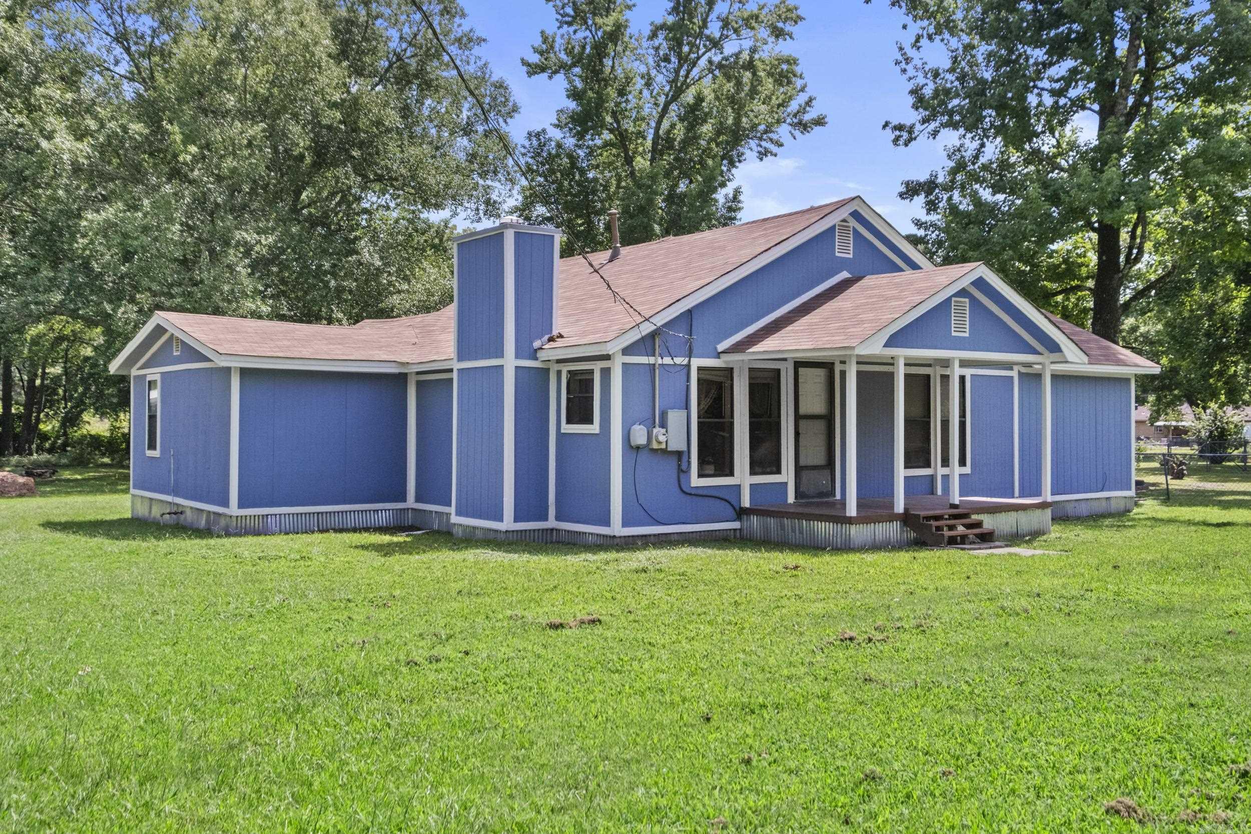 16520 Landmark Road Property Photo 3