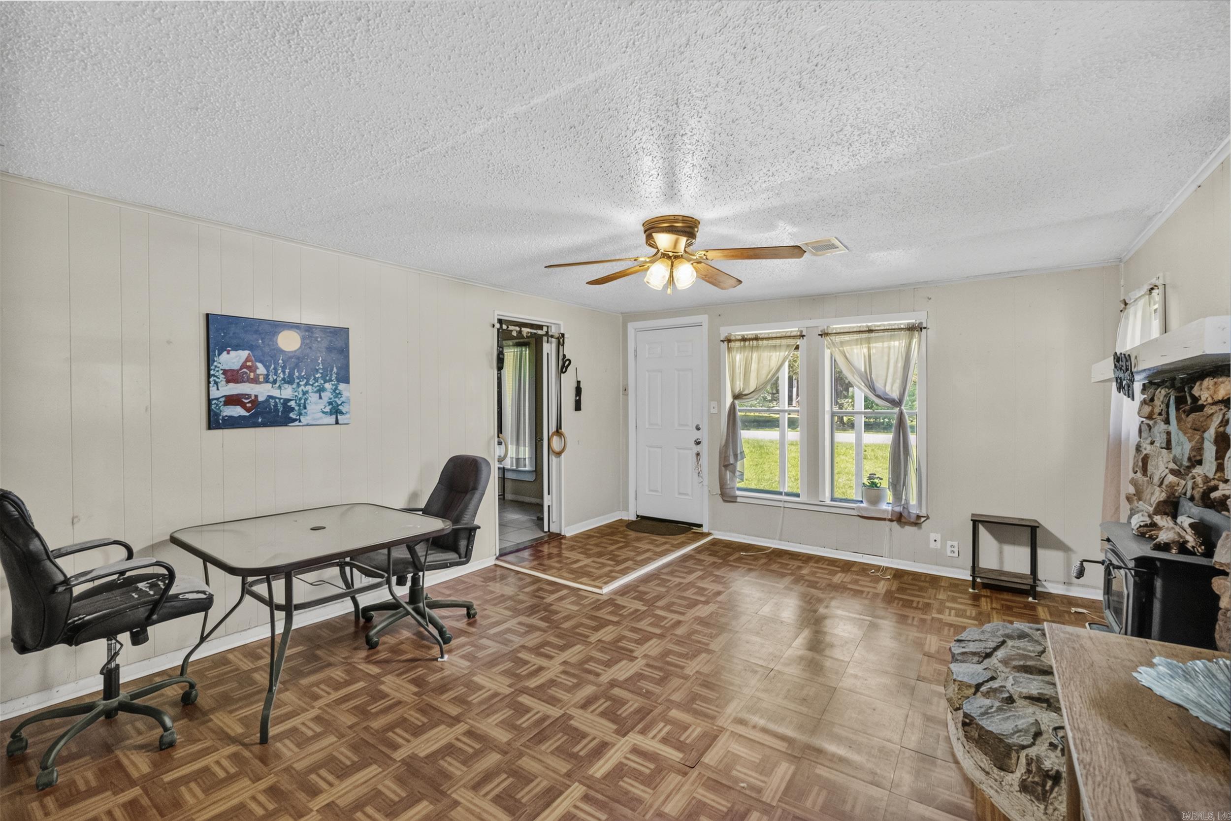 16520 Landmark Road Property Photo 7