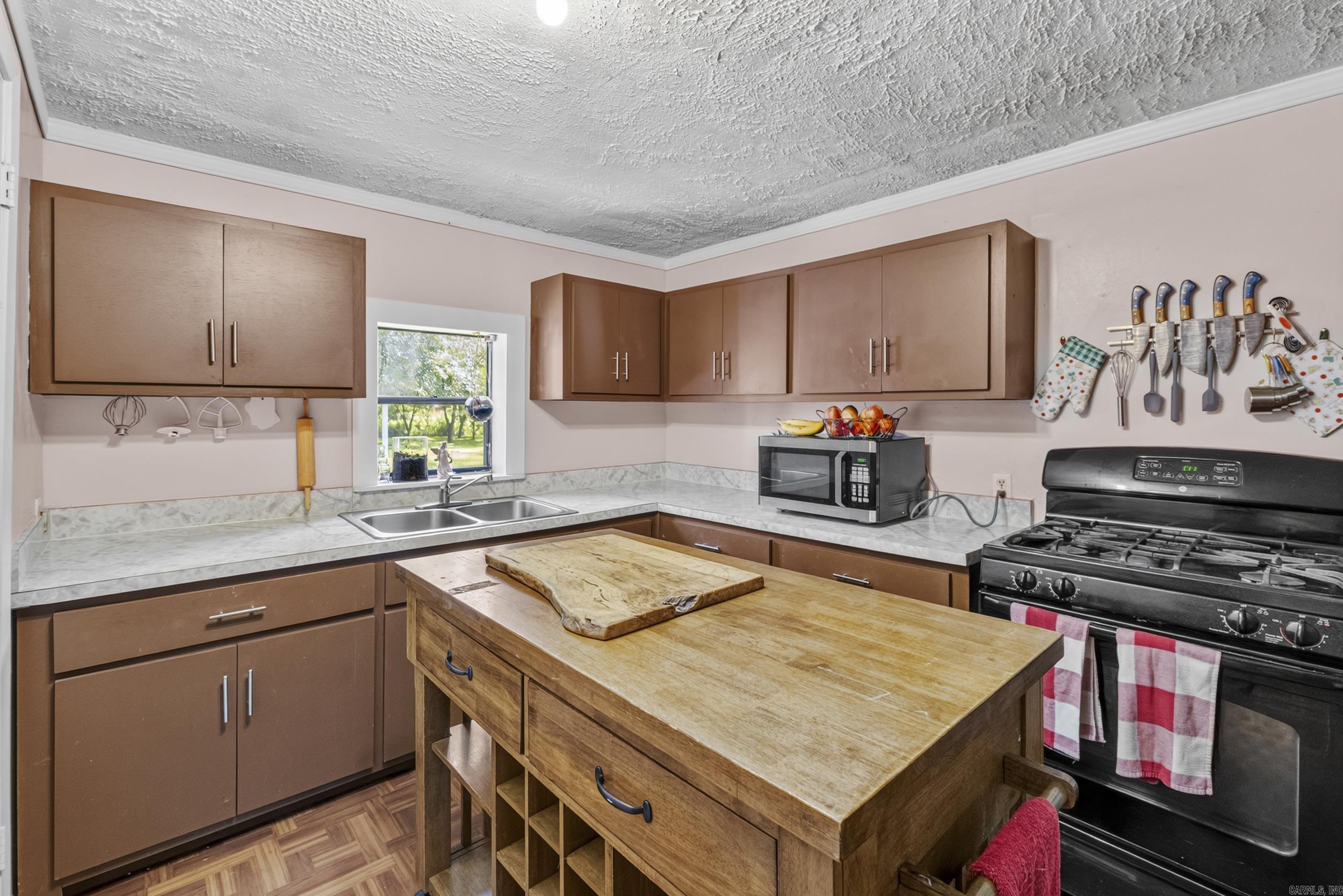 16520 Landmark Road Property Photo 11