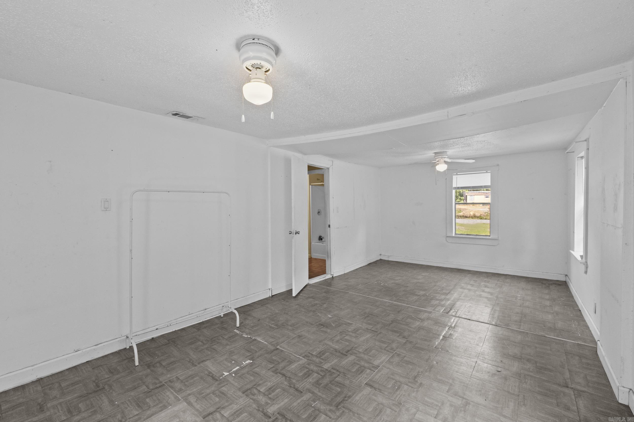 16520 Landmark Road Property Photo 17