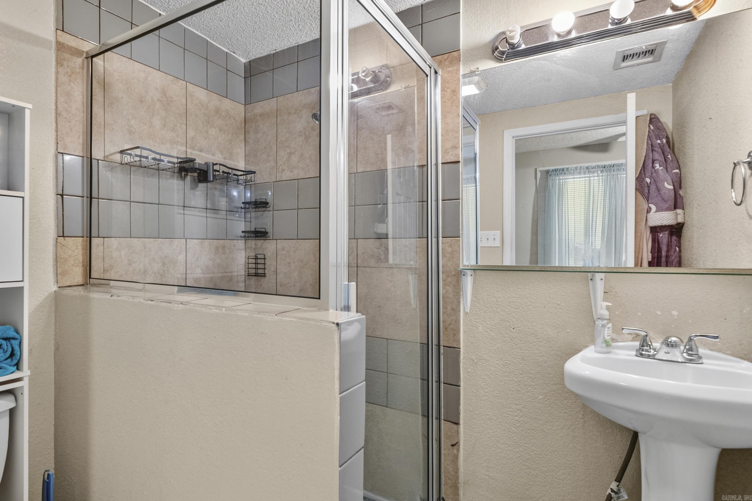 16520 Landmark Road Property Photo 23