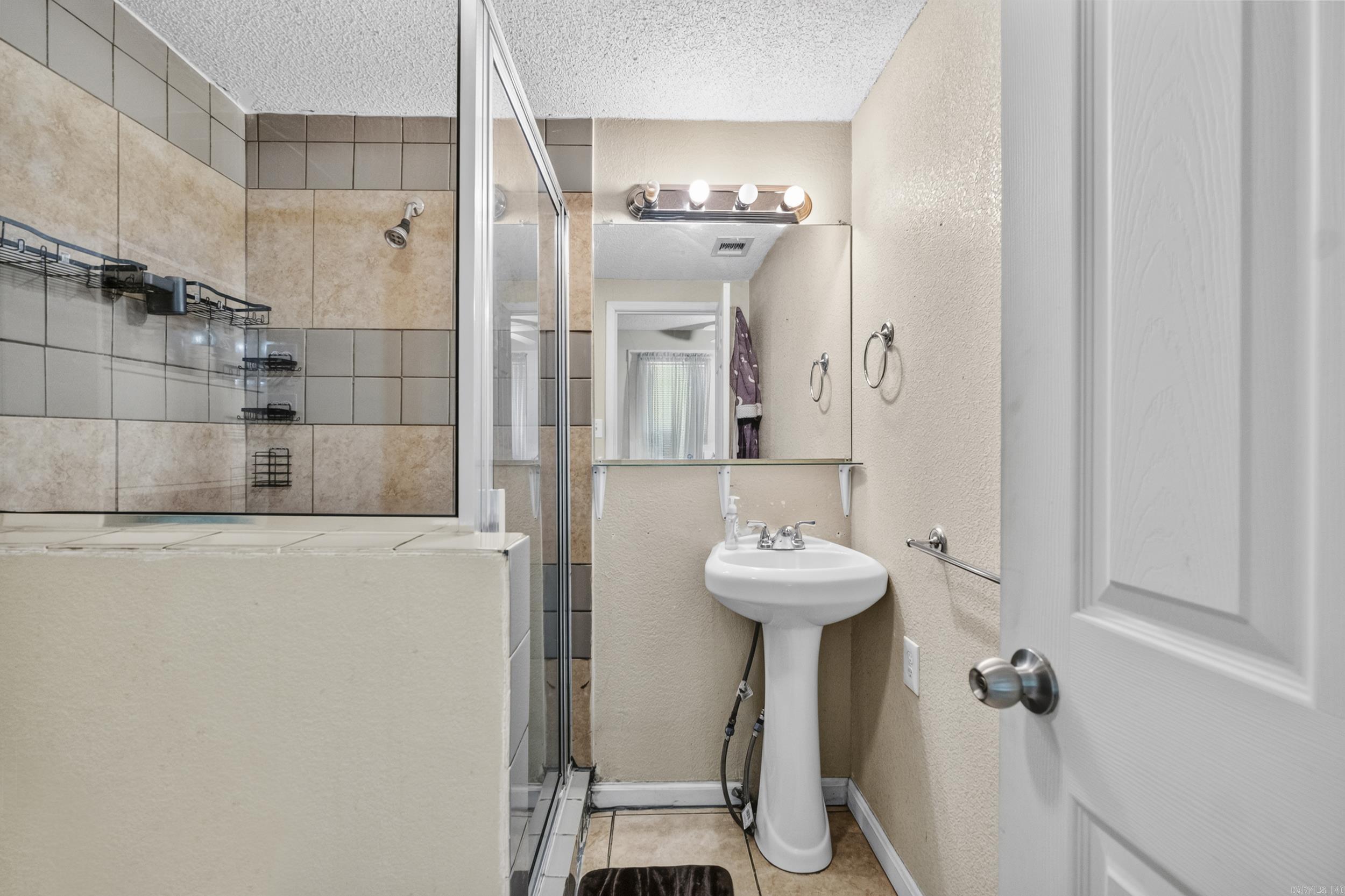 16520 Landmark Road Property Photo 24