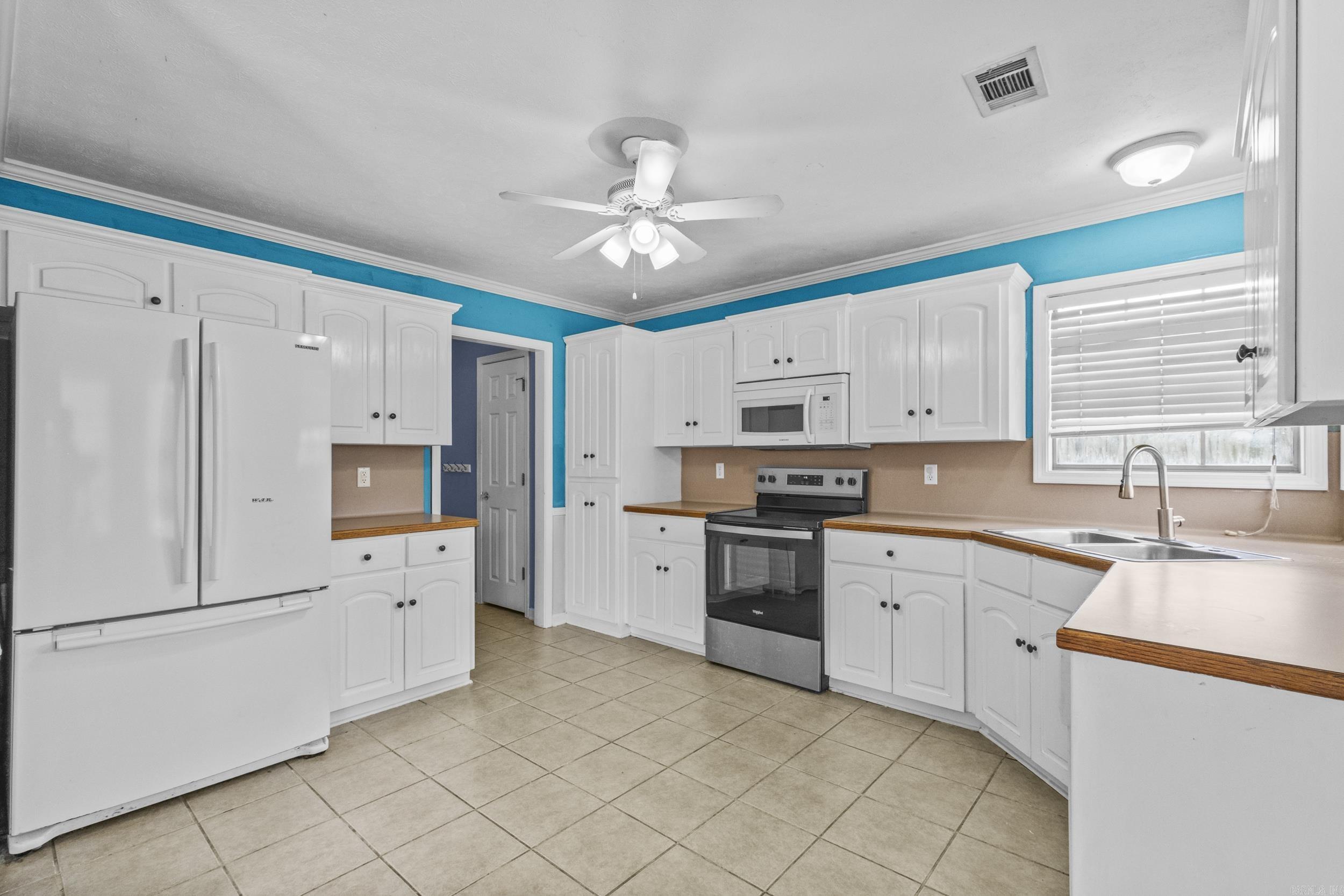 40 Rosebud Circle Property Photo 7