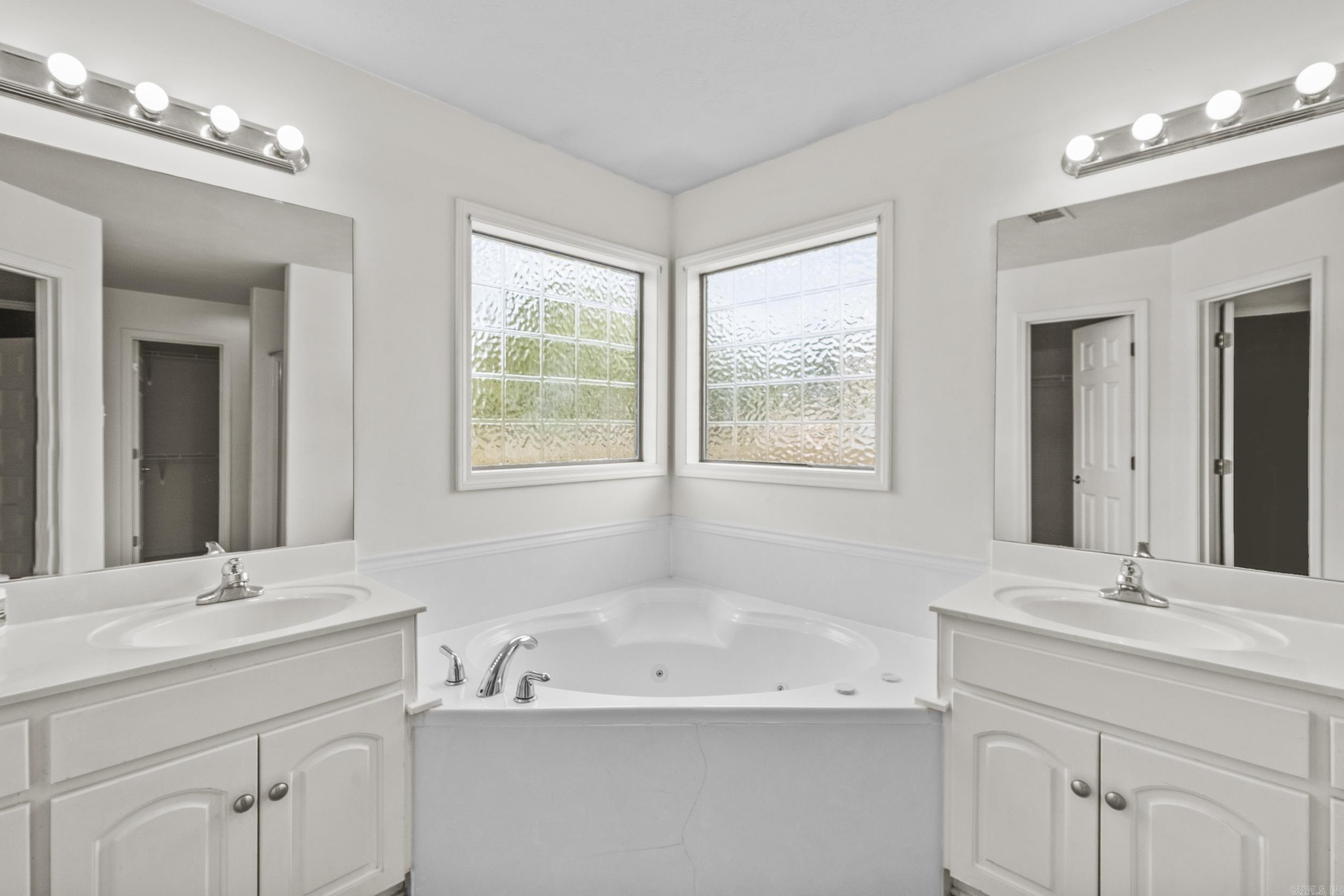 40 Rosebud Circle Property Photo 14