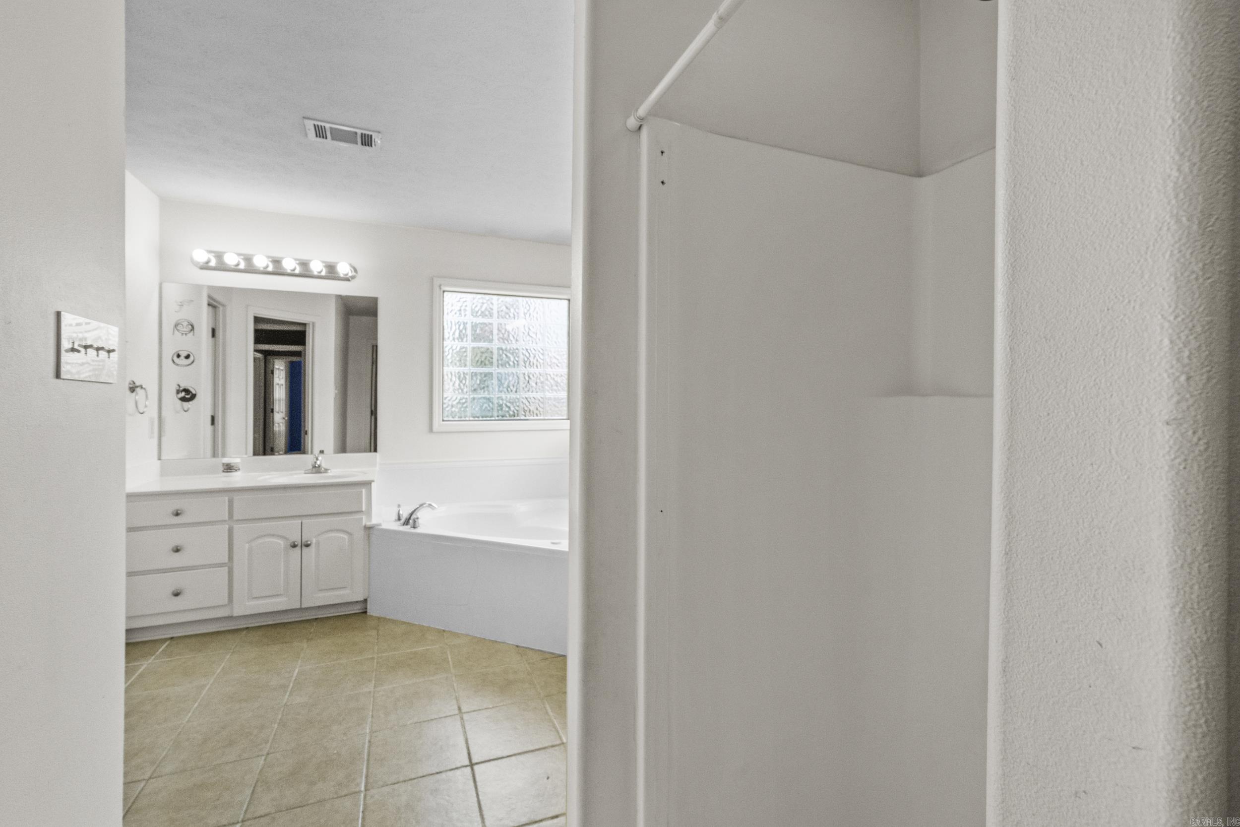 40 Rosebud Circle Property Photo 16