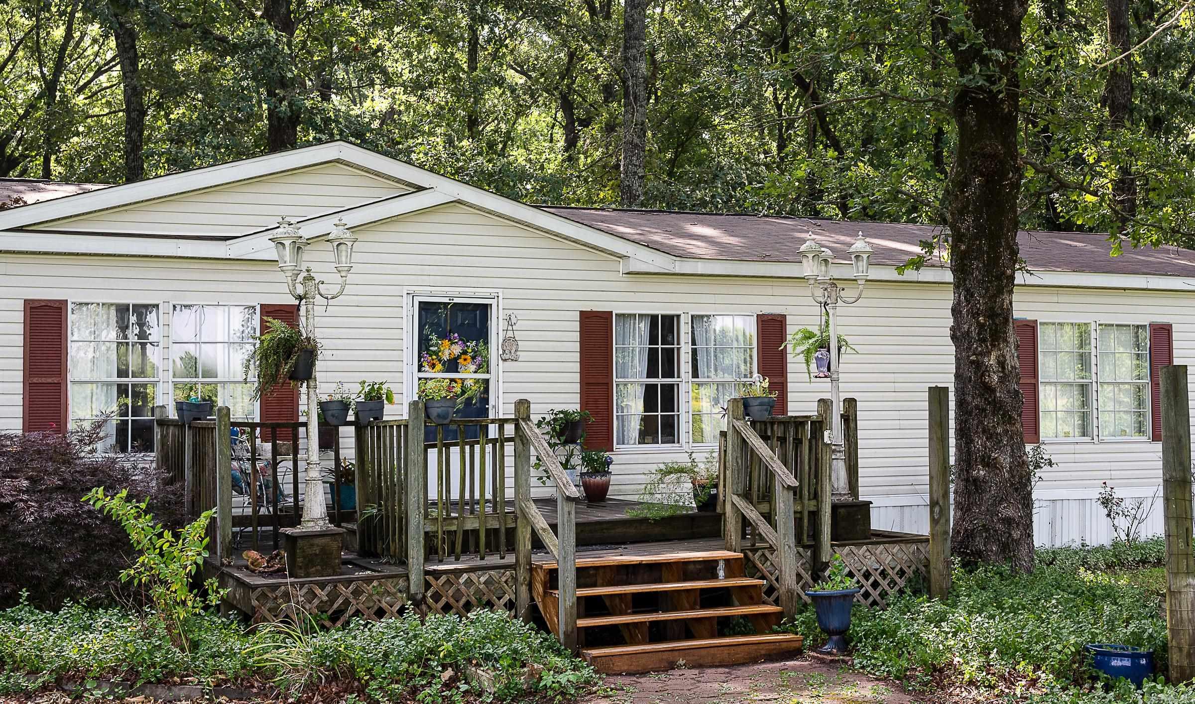 13717 Terry Lane
