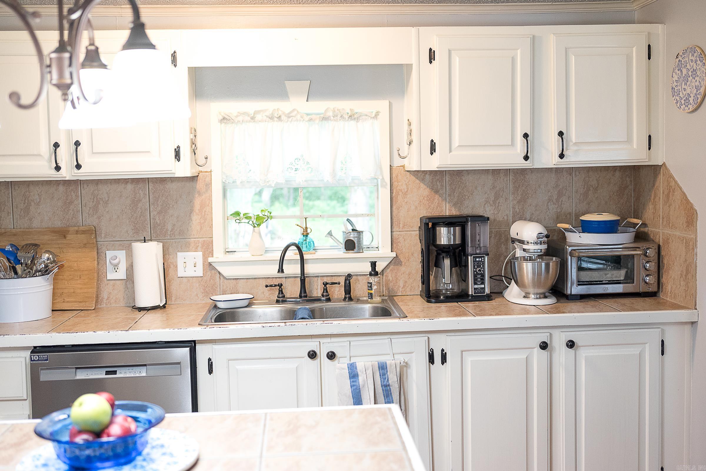 13717 Terry Lane Property Photo 9