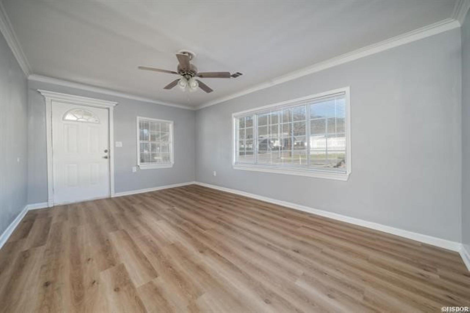 220 Beard Street Property Photo 13