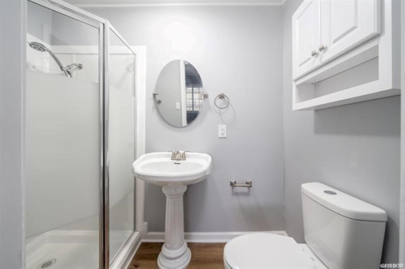 220 Beard Street Property Photo 18
