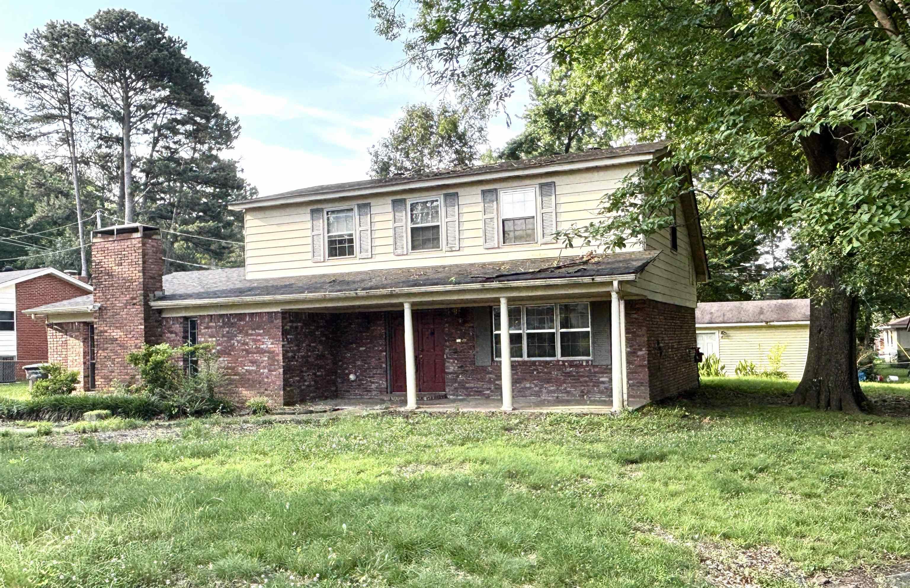 905 Shall Ct Property Photo 3